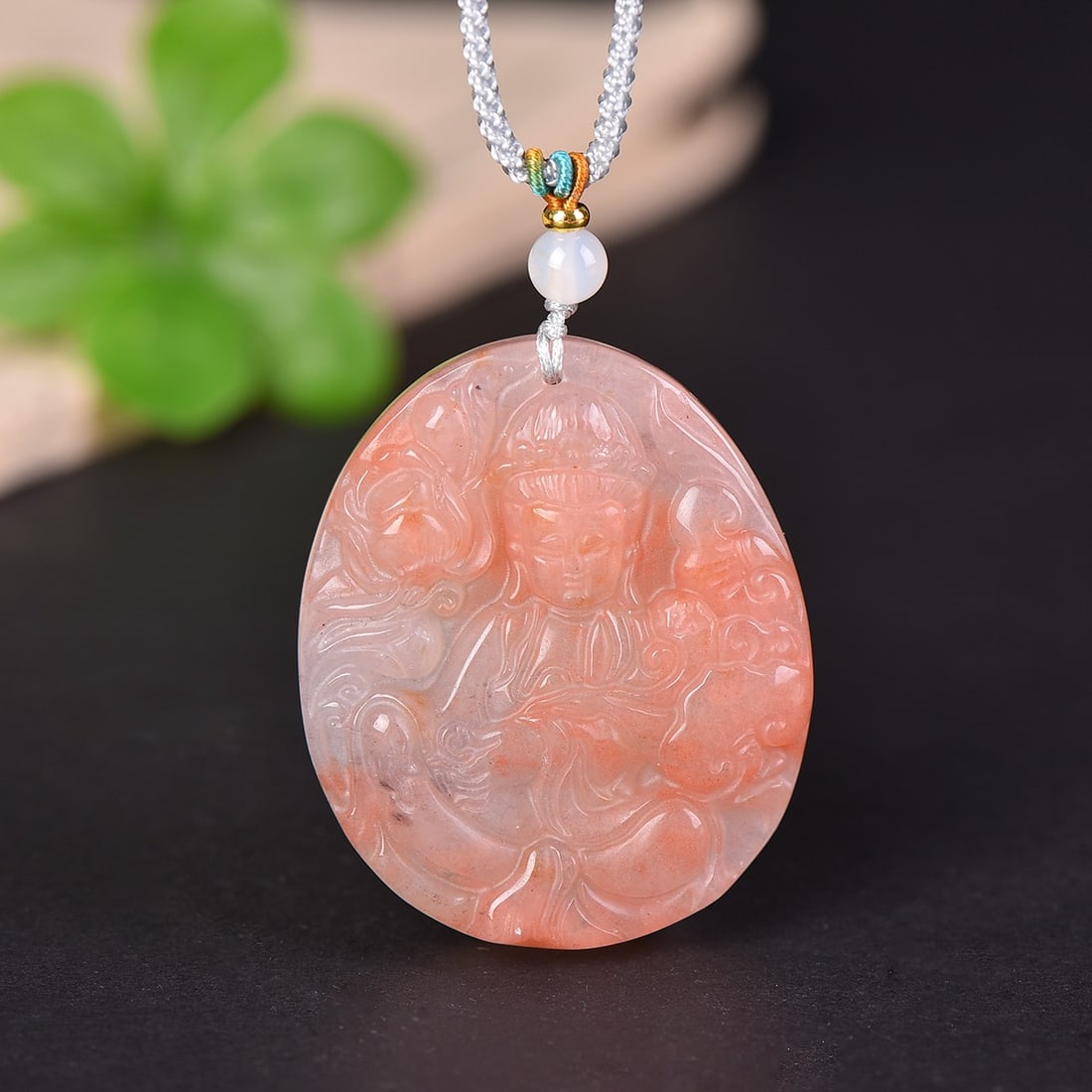 An Exquisite Jade Avalokitesvara Pattern Pendant - 2