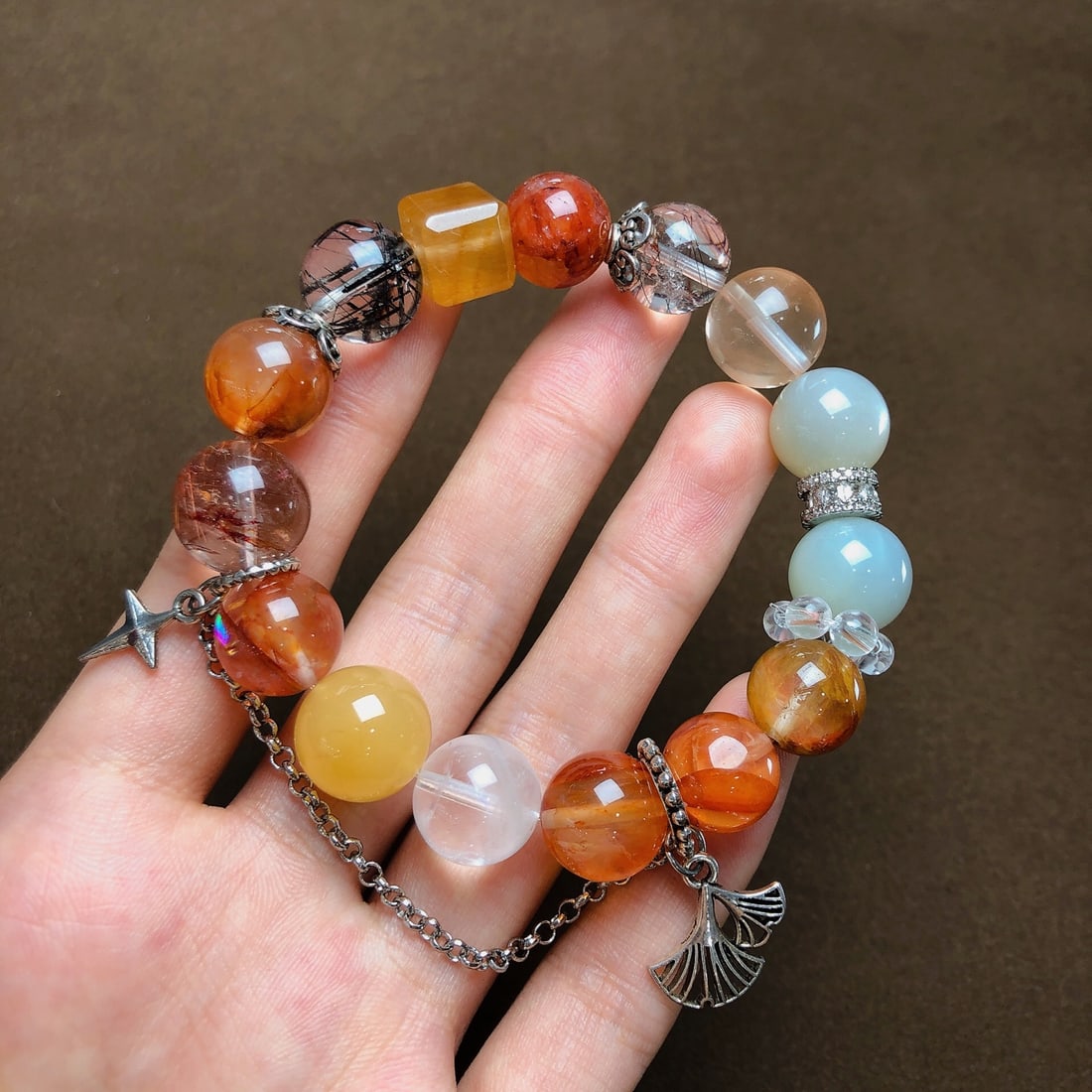 An Exquisite Crystal Bracelets: An Exquisite Crystal Bracelets,Size:12mm,13.5mm,Weight:47.3g 水晶手串