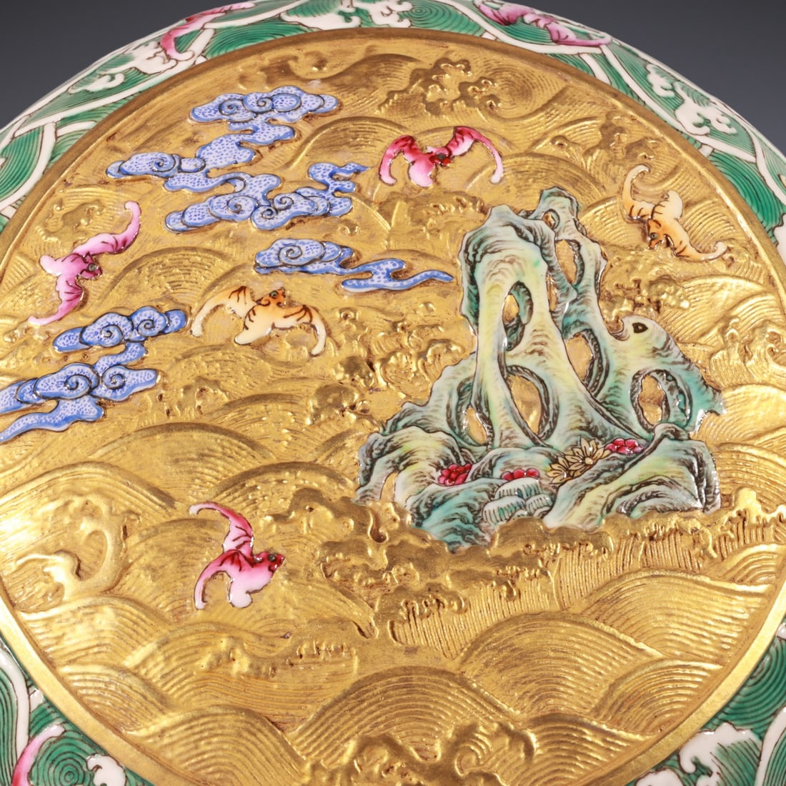 An Exquisite Enamel Seawater Pattern Bats Pattern Box - 6