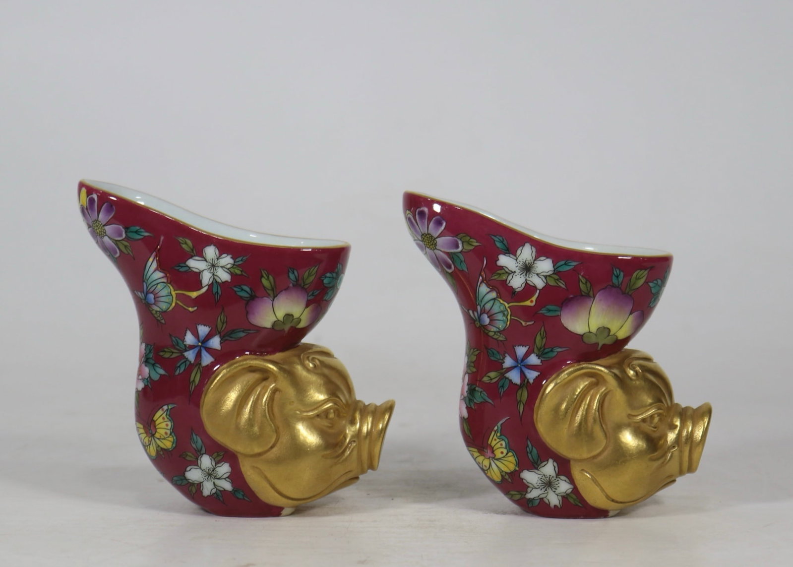 An Exquisite Enamel Painted Gold Flower and Fruit Pattern Cup - 4