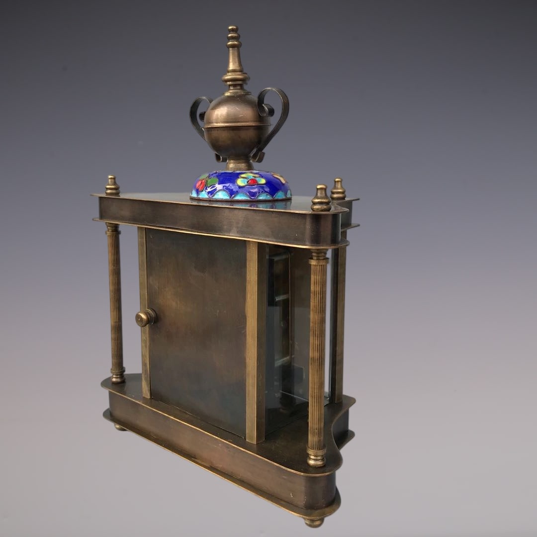 An Exquisite Bronze Lotus Pattern Clock - 7