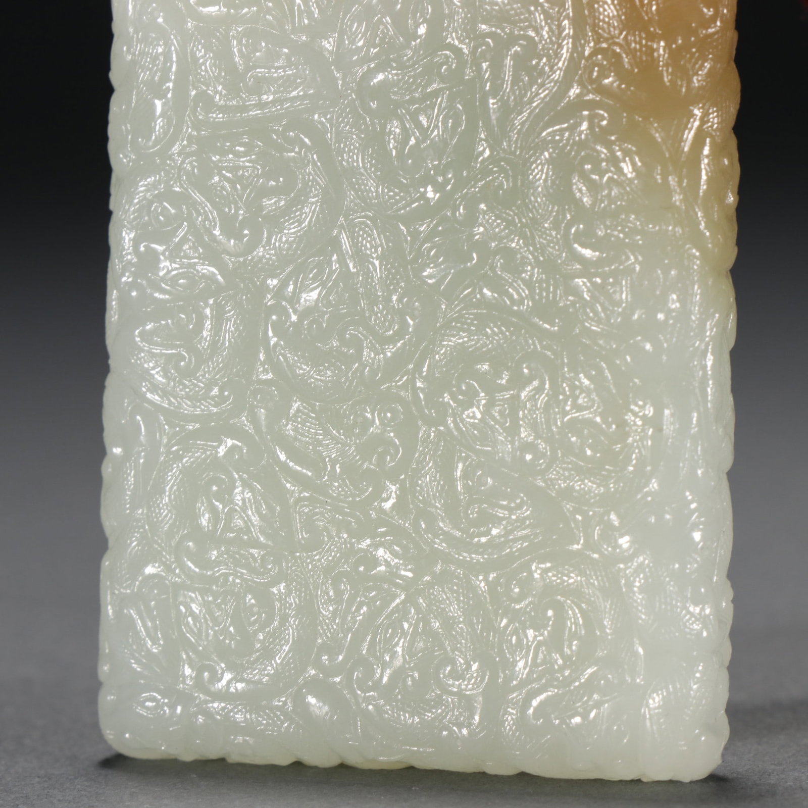 An Exquisite White Jade Dragon Pattern Brand - 7