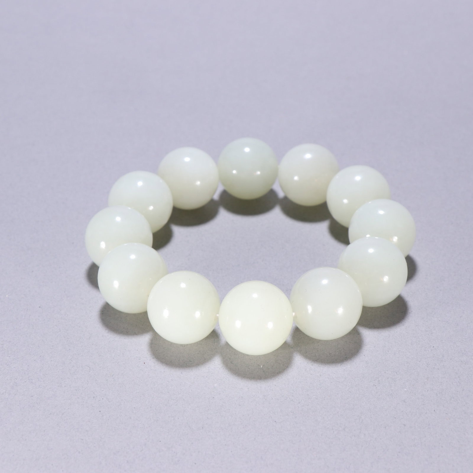 An Exquisite White Jade Bracelets (1 of 9)