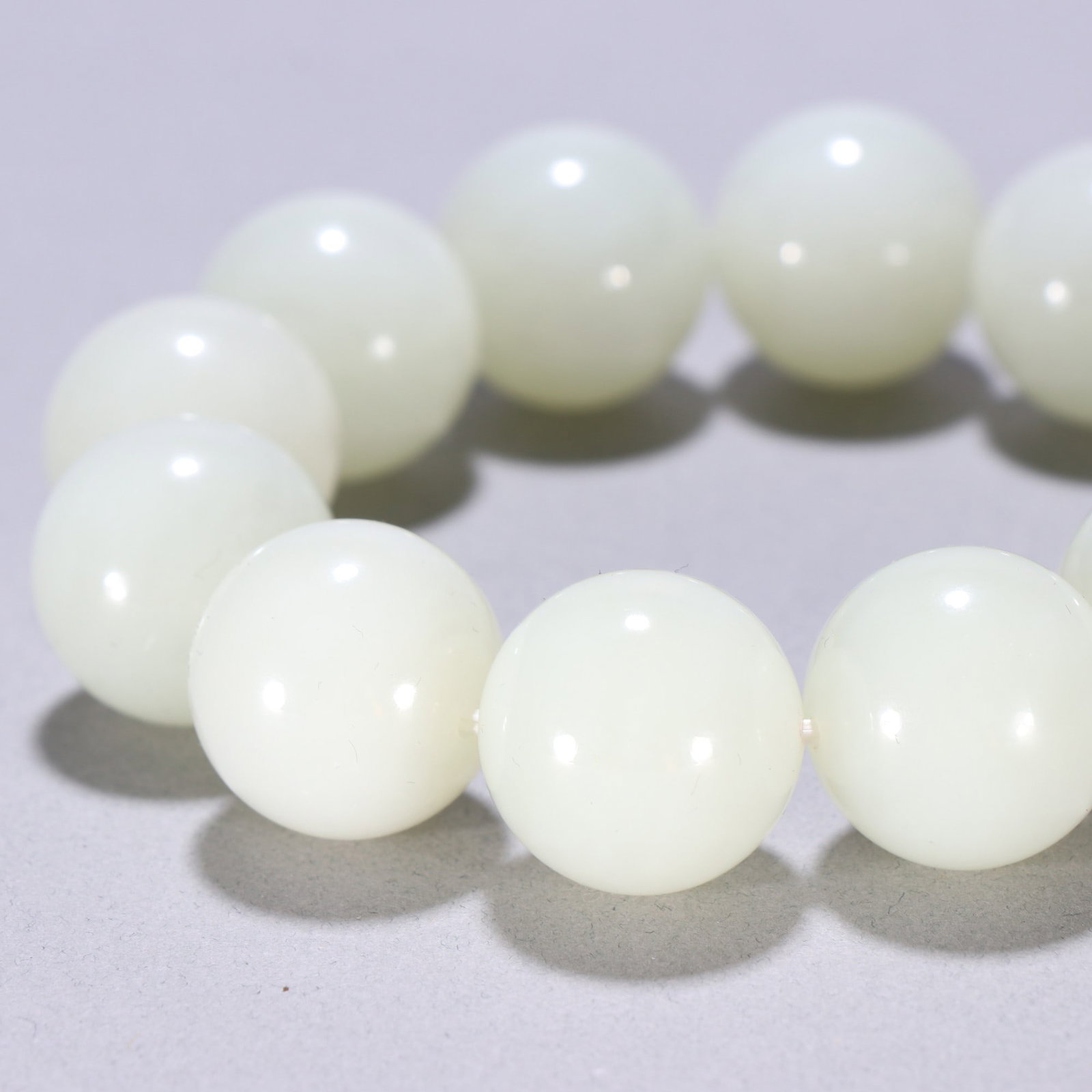 An Exquisite White Jade Bracelets - 8