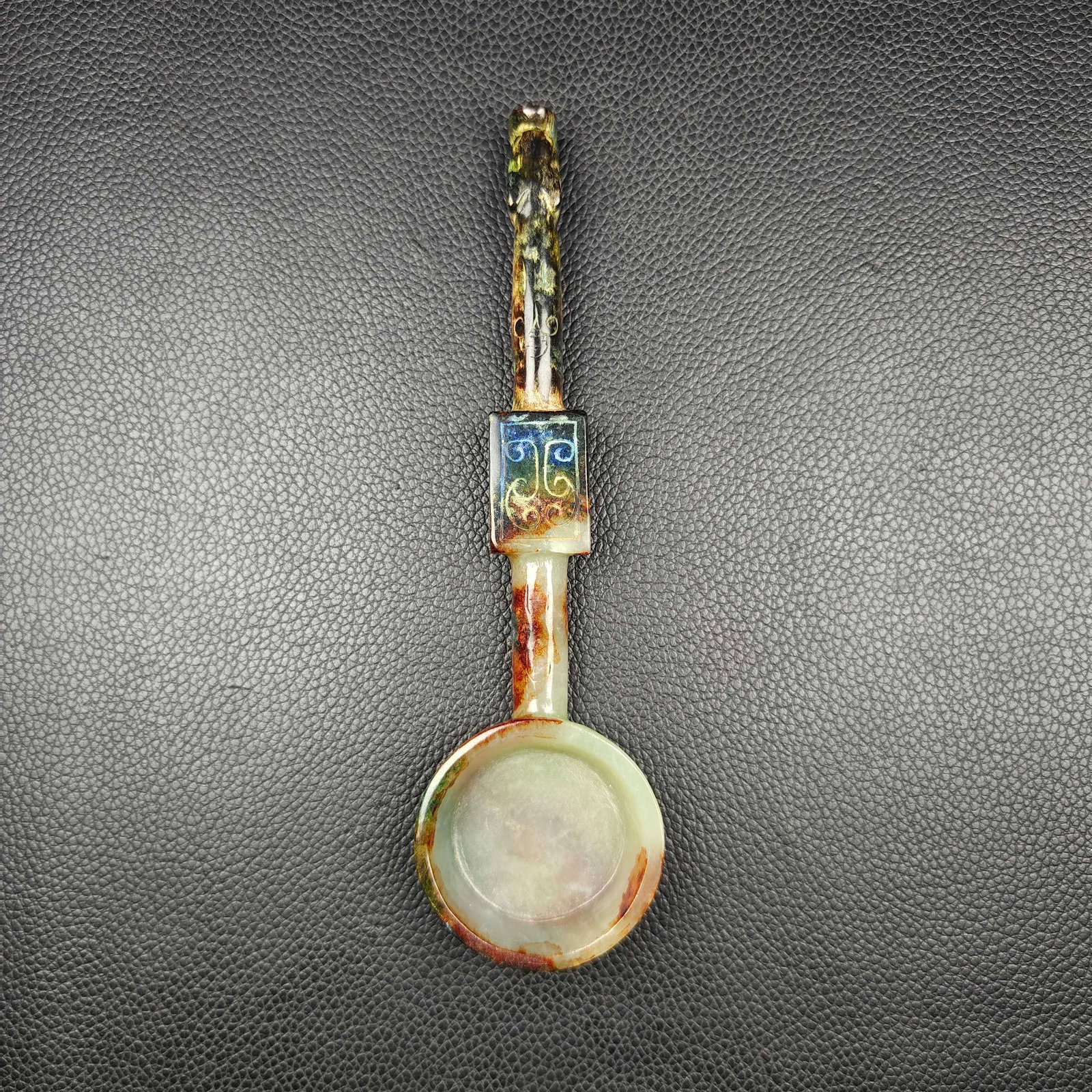 An Exquisite White Jade Spoon - 4