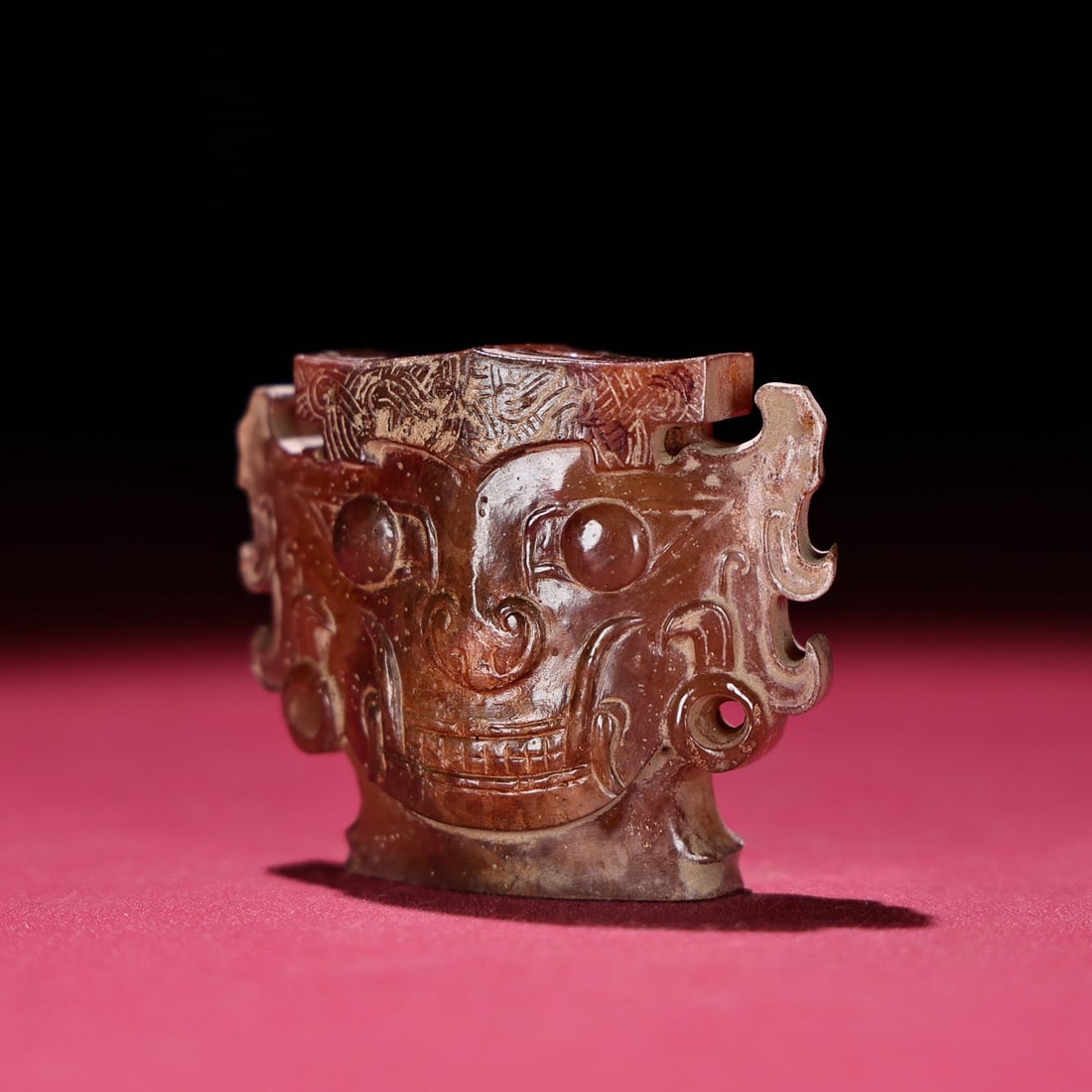 An Exquisite White Jade Human face Pattern Ornament - 3