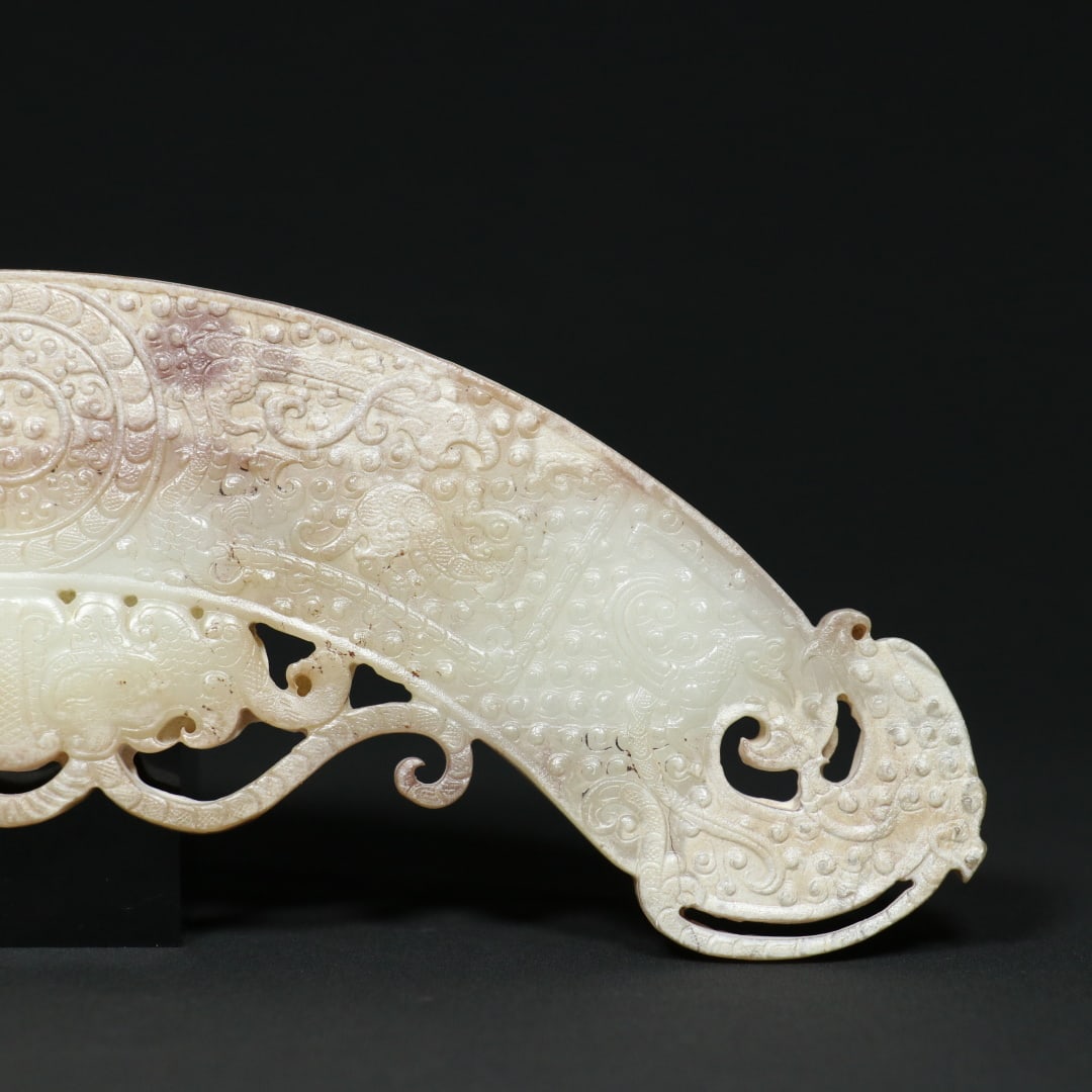 An Exquisite White Jade Dragon Pattern Ornament - 9