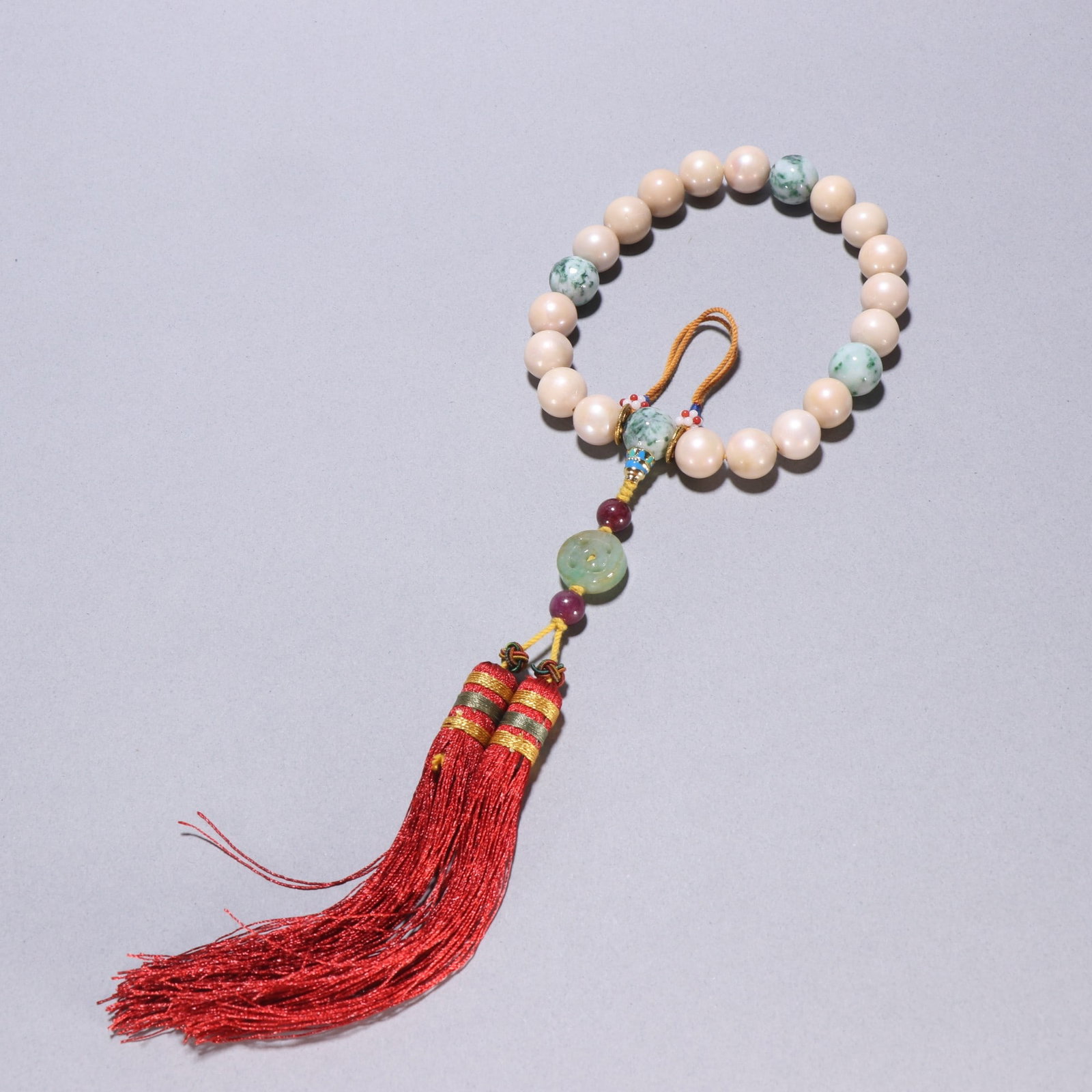 An Exquisite Pearl Bracelets - 2