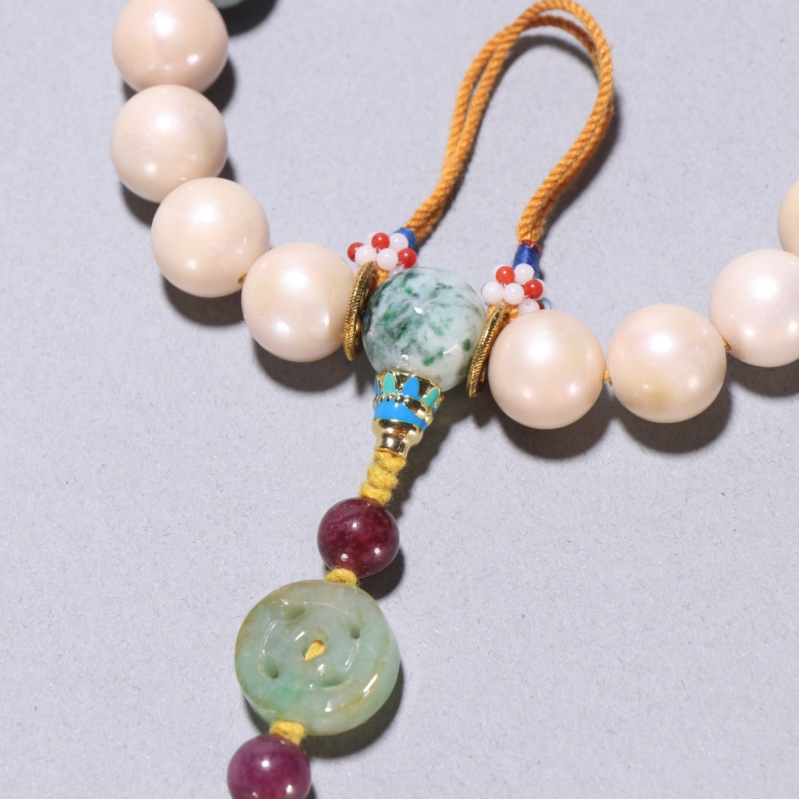 An Exquisite Pearl Bracelets - 3