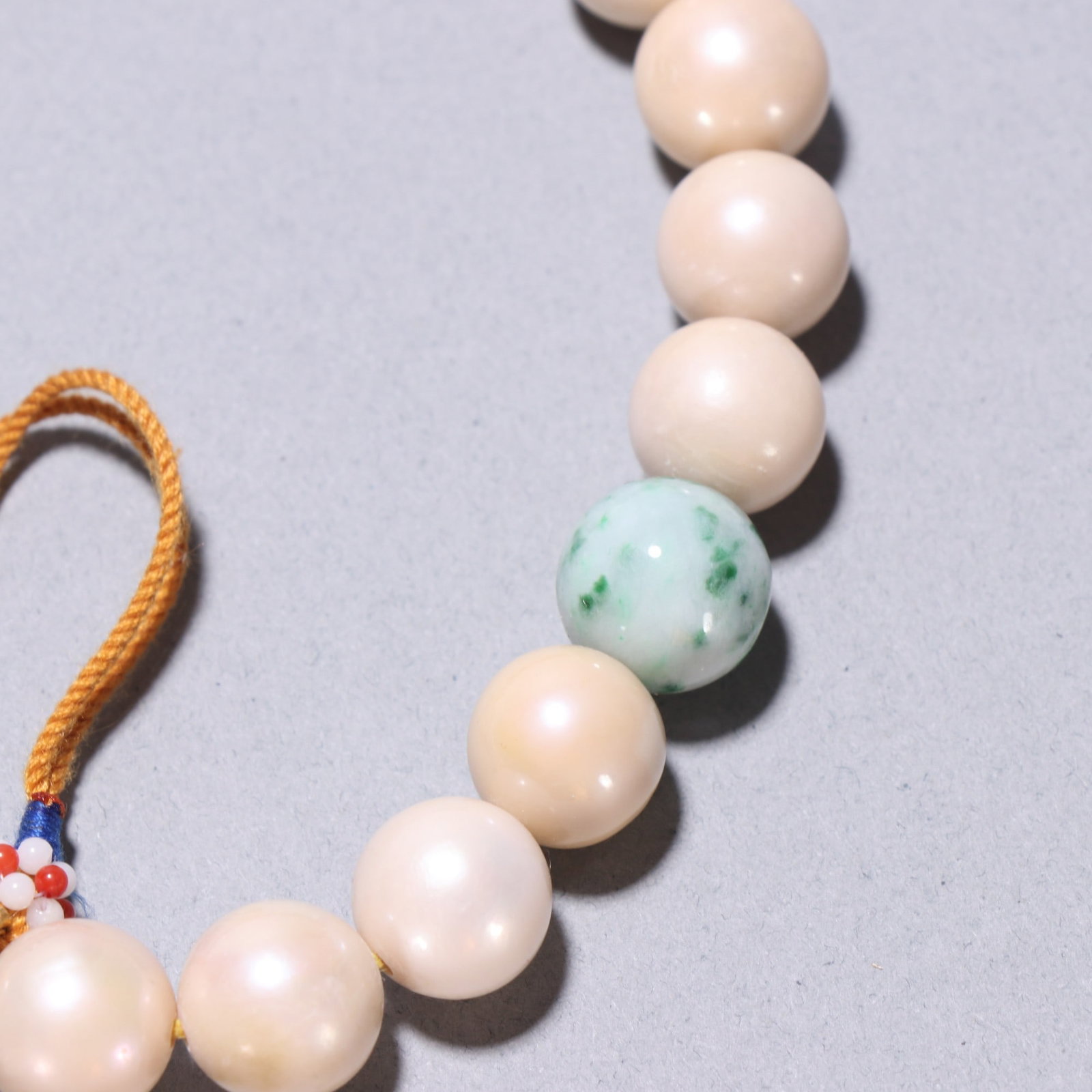 An Exquisite Pearl Bracelets - 4