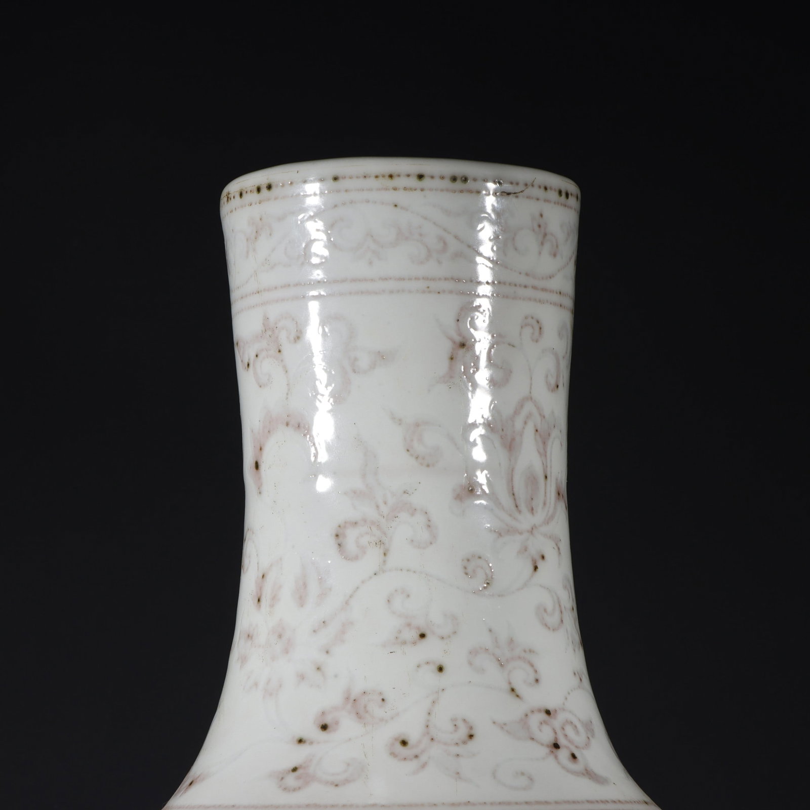 An Exquisite Underglaze-Red Lotus Pattern Vase - 2