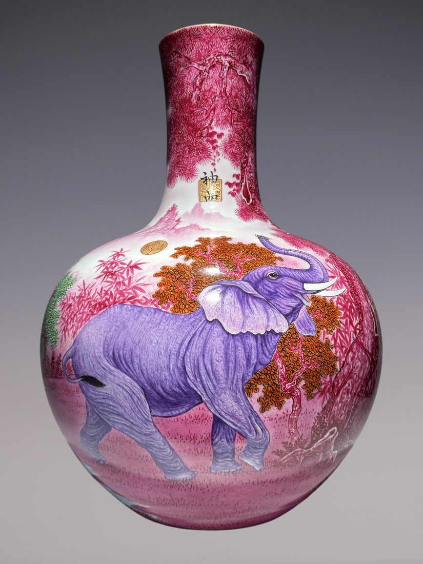 An Exquisite Enamel Ruby red-Glazed Elephant Pattern with poem Vase - 3