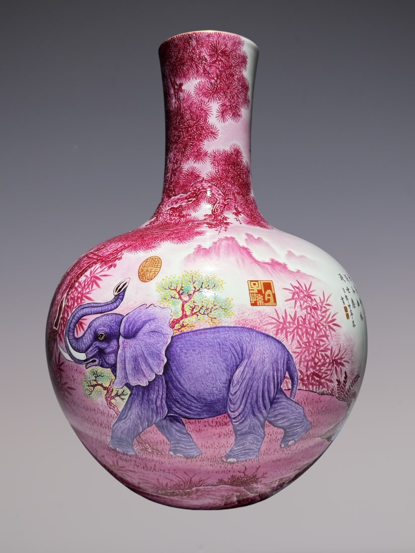 An Exquisite Enamel Ruby red-Glazed Elephant Pattern with poem Vase - 7