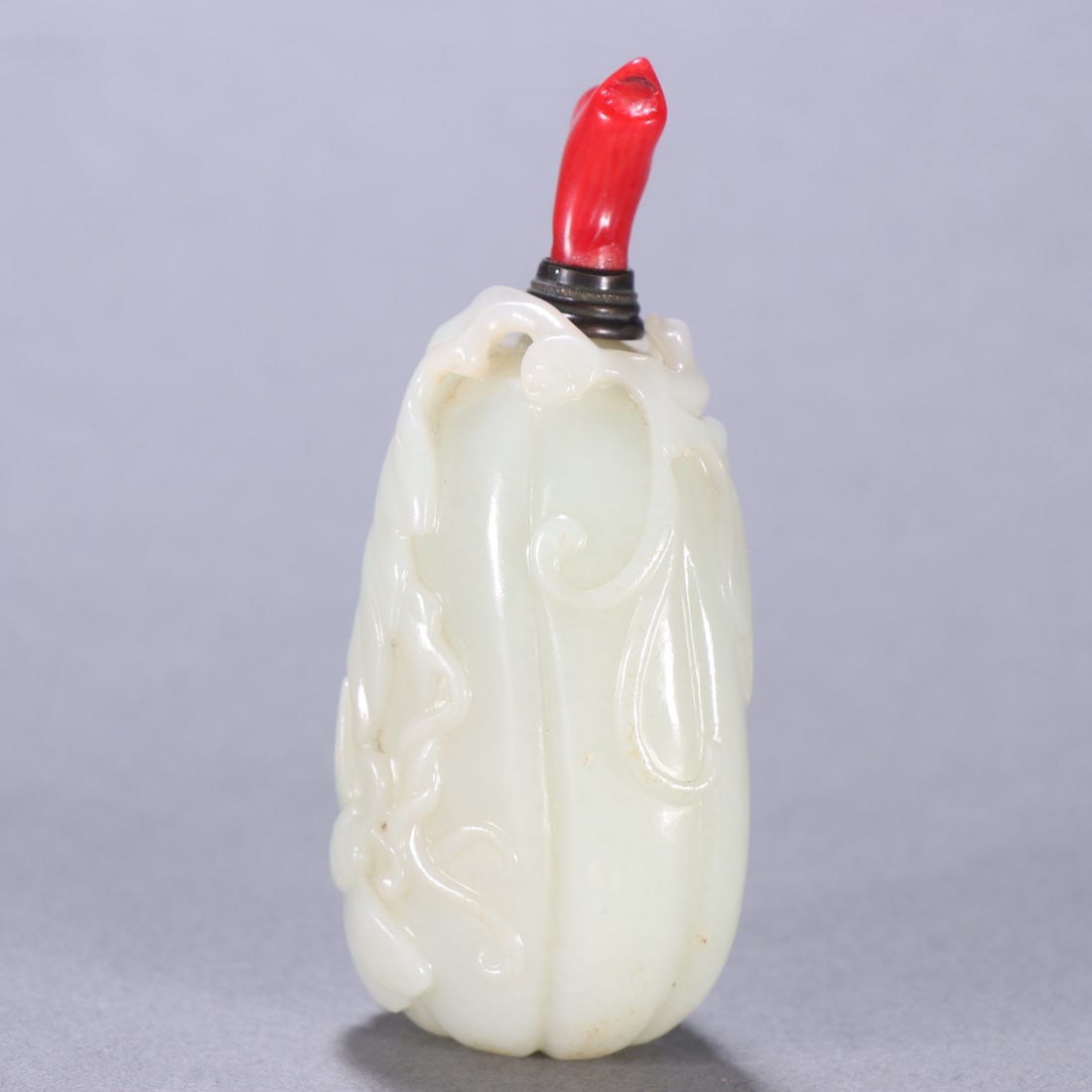 An Exquisite White Jade Melon and Fruit Pattern Snuff Bottle - 4