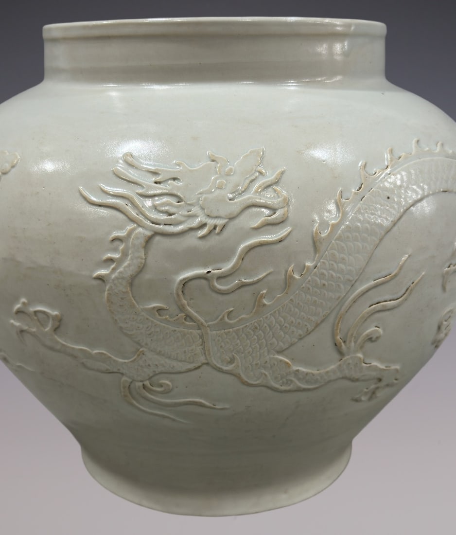An Exquisite Shufu Glazed Dragon Pattern Jar - 6