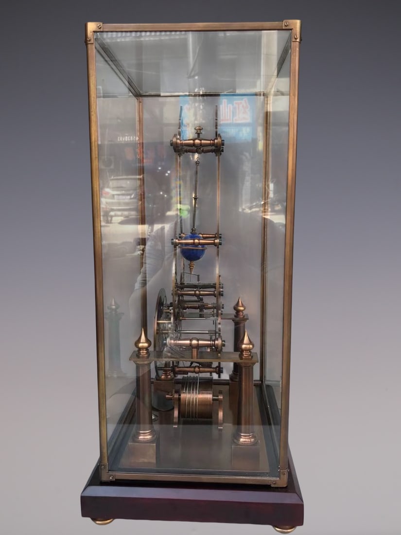An Exquisite Bronze Clock - 7