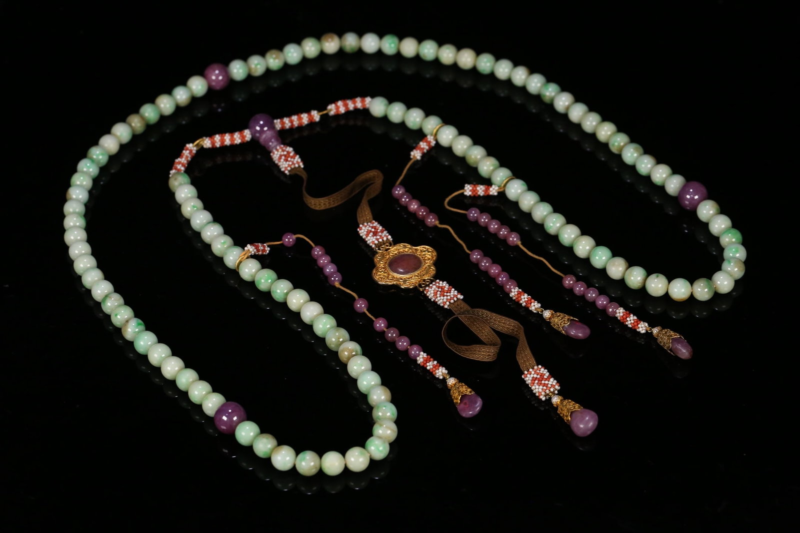 An Exquisite Jadeite Bracelets - 4