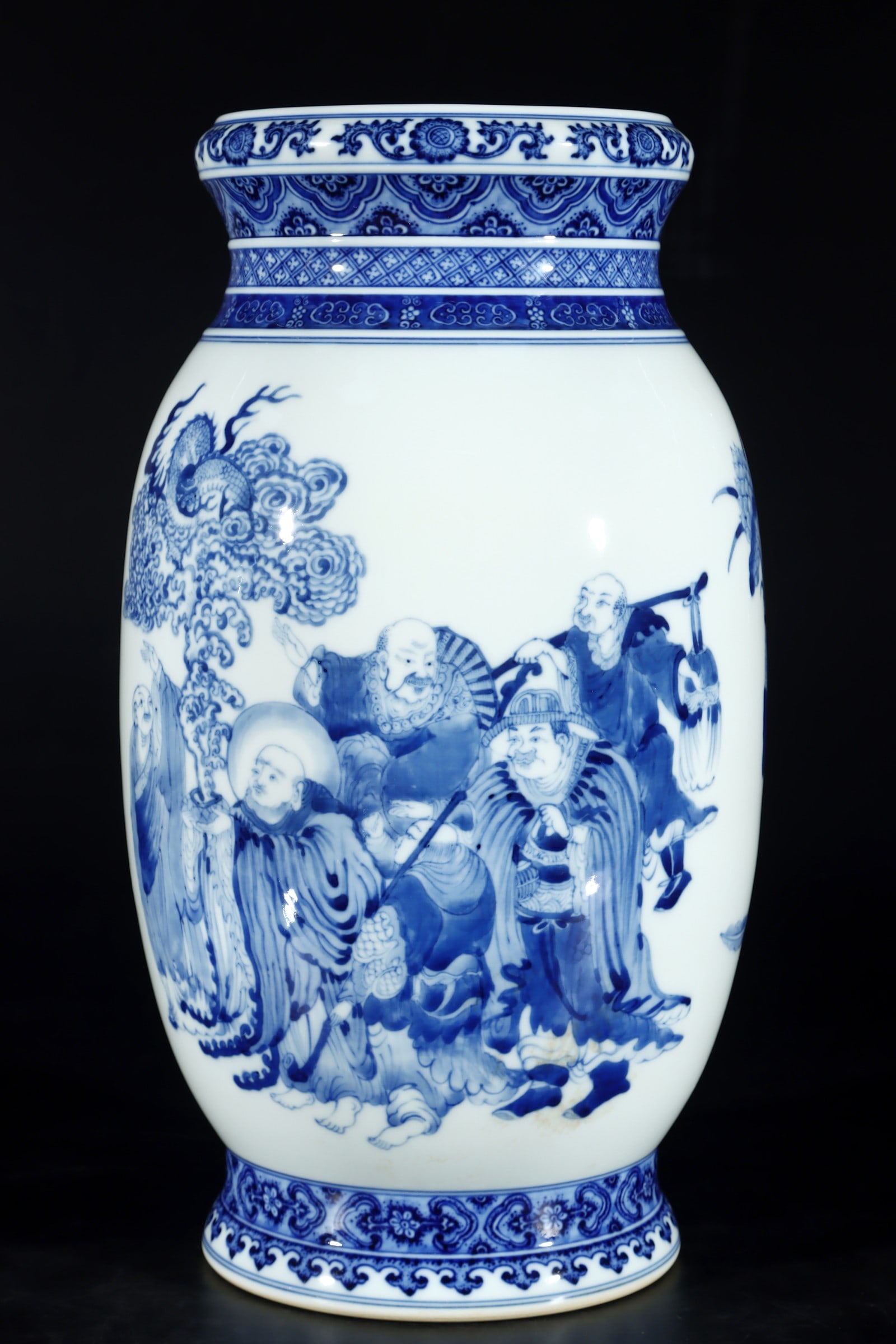 An Exquisite Blue and White Character and Story Pattern Vase: An Exquisite Blue and White Character and Story Pattern Vase Qing Dynasty, China Qianlong Six-character Mark Size:16.3inx8.7in青花十八罗汉纹灯笼&#