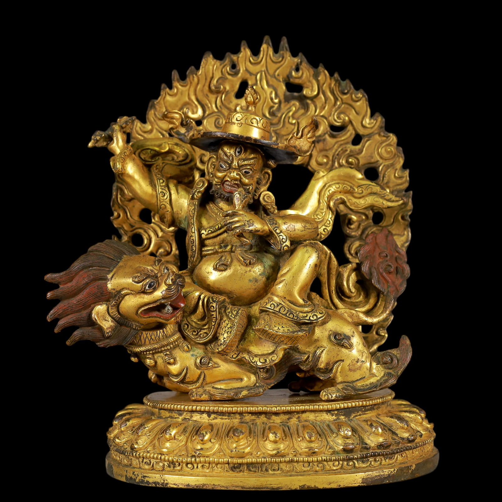 A Exquisite Gilt Bronze Statue of Mammon: A Exquisite Gilt Bronze Statue of Mammon Qing Dynasty, China Size:5.5inx3.5inx8.3in Weight:2300g铜鎏金财神像 中国清代 Size:14cmx9cmx21cm