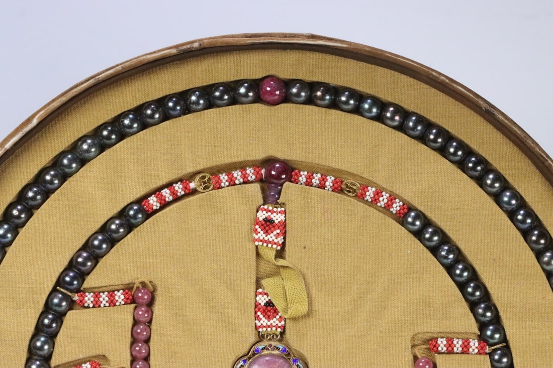 An Exquisite Gems Bracelets - 2