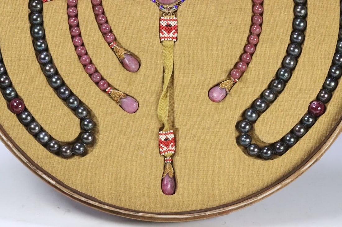 An Exquisite Gems Bracelets - 3