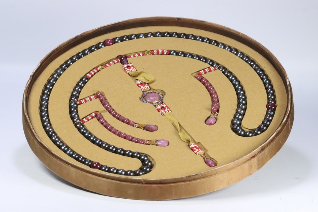 An Exquisite Gems Bracelets - 7