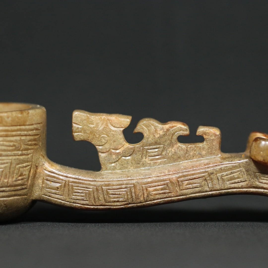 An Exquisite White Jade Beast-Face Pattern Spoon - 8