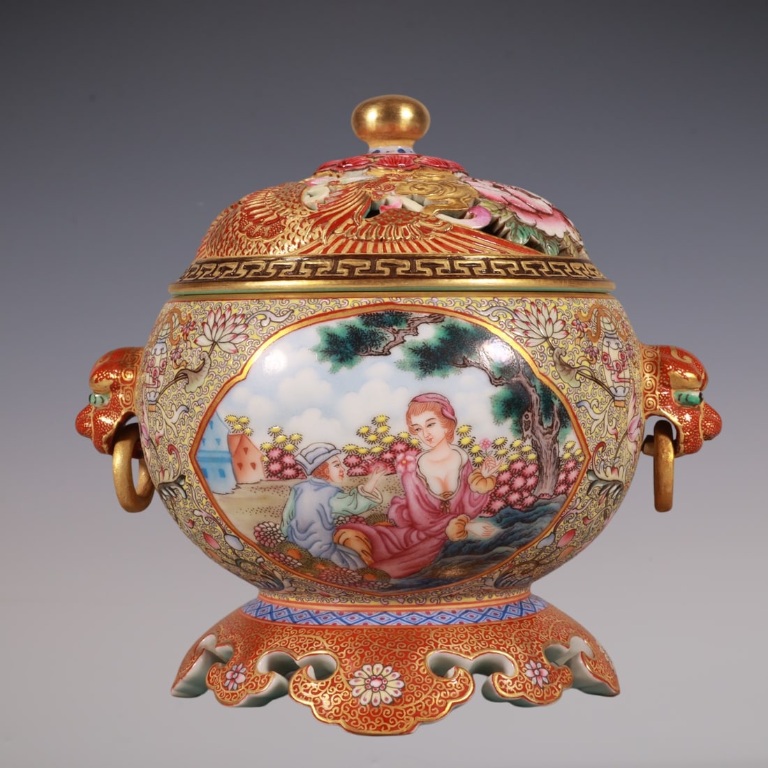 An Exquisite Famille-Rose Painted Gold Lotus Pattern Character and Story Pattern Double-Ears Censer: An Exquisite Famille-Rose Painted Gold Lotus Pattern Character and Story Pattern Double-Ears Censer Qing Dynasty, China Qianlong Four-character Mark Size:6.3inx5.1in粉彩雕刻