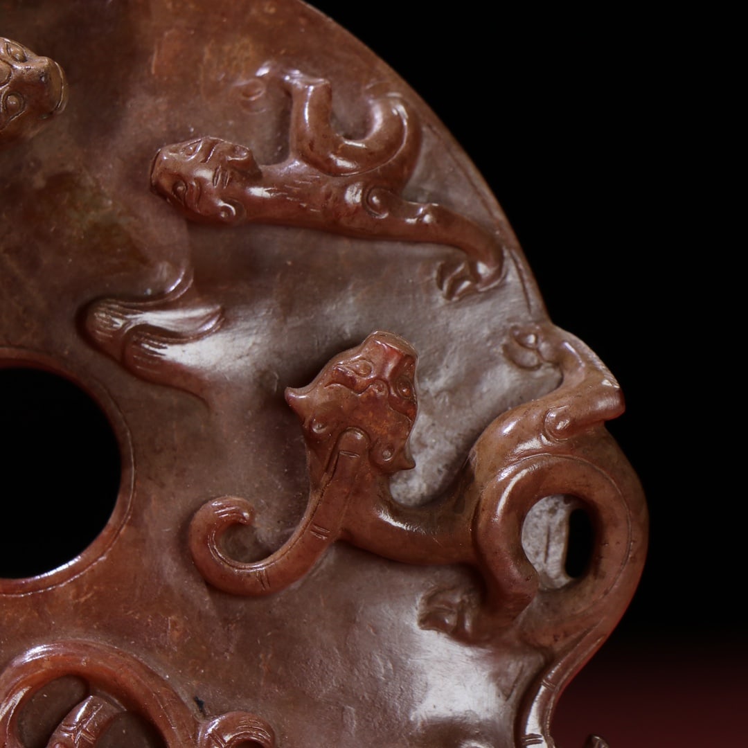An Exquisite White Jade Chi-Dragon Pattern Ornament - 4