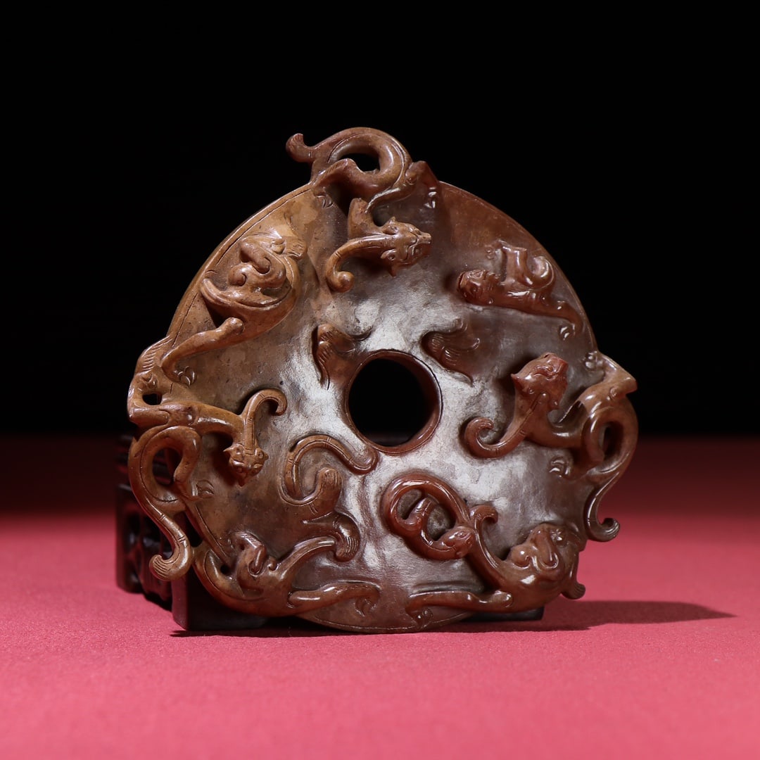 An Exquisite White Jade Chi-Dragon Pattern Ornament - 5