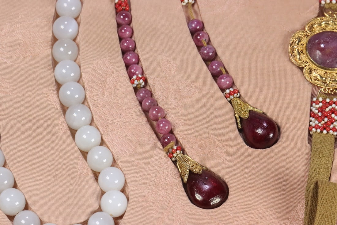 An Exquisite Gems Bracelets - 8