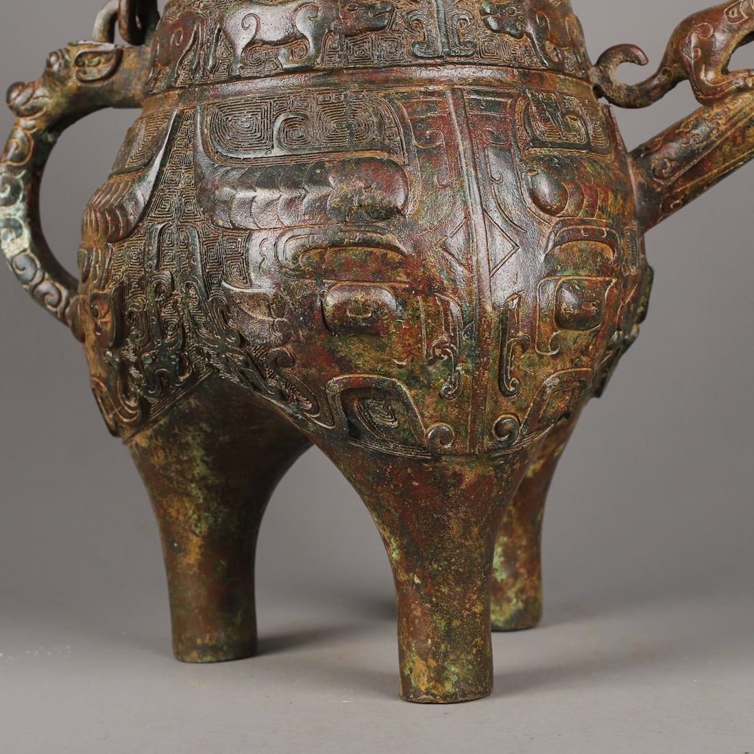 An Exquisite Bronze Beast-Face Pattern Ewer - 6