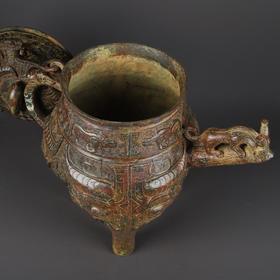 An Exquisite Bronze Beast-Face Pattern Ewer - 8