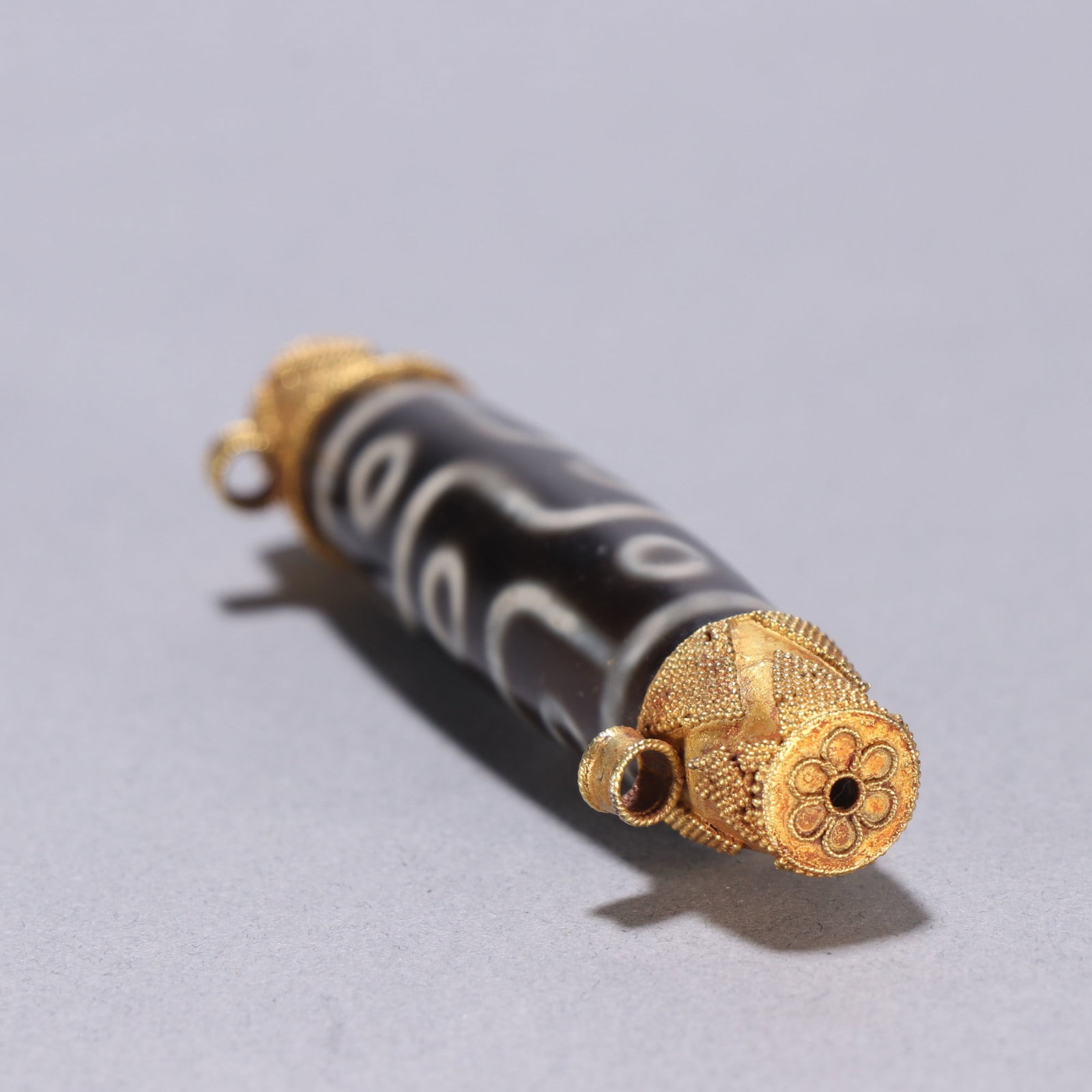 An Exquisite Dzi Bead Ornament - 8