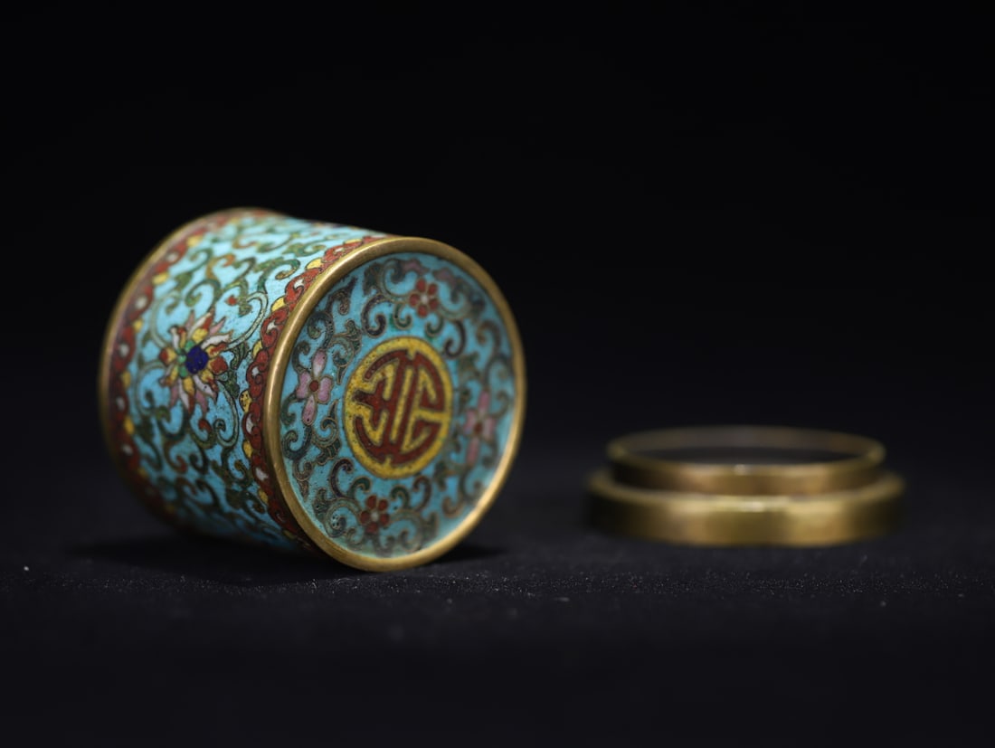 An Exquisite Cloisonne Lotus Pattern Box - 5