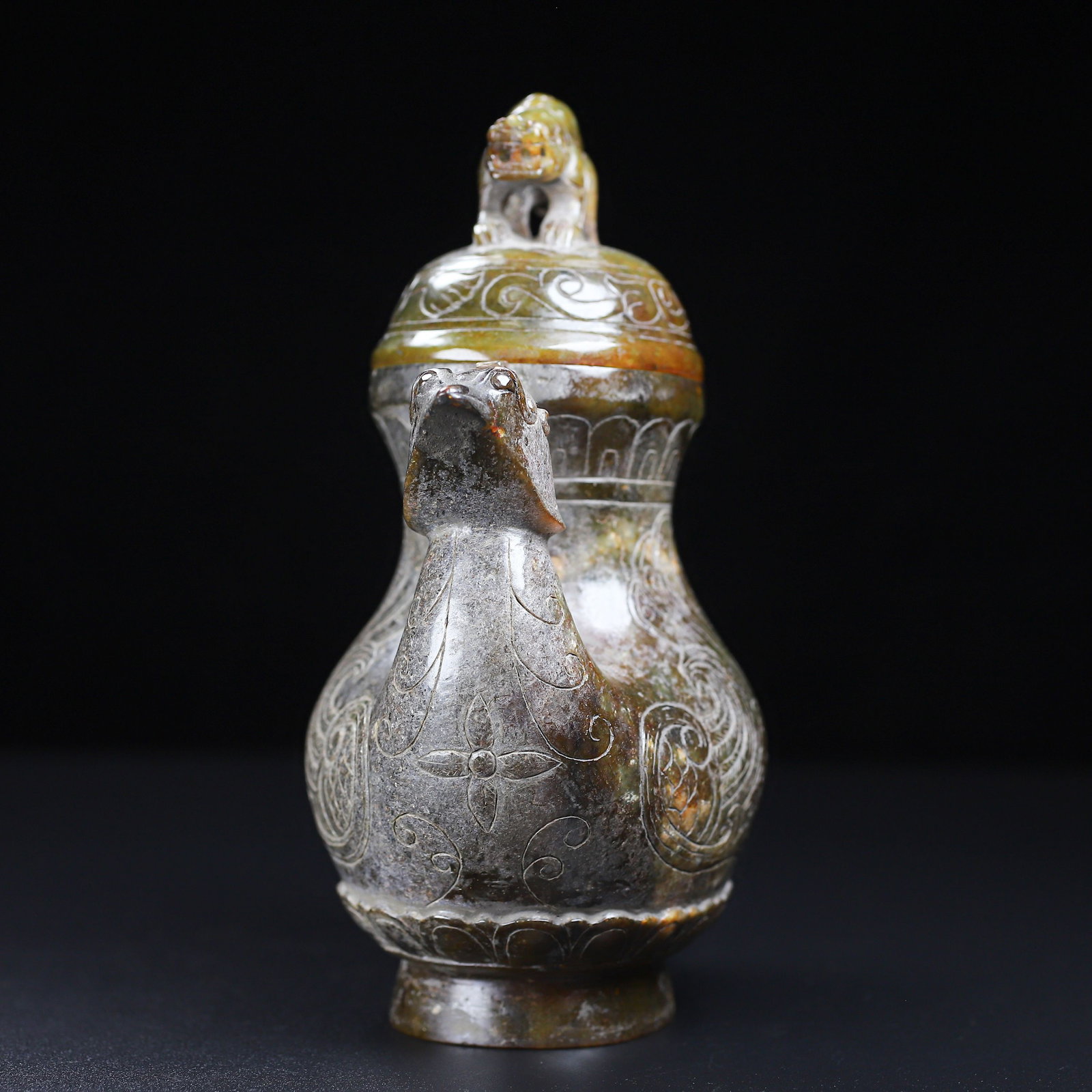 An Exquisite White Jade Phoenix Pattern Vase - 6