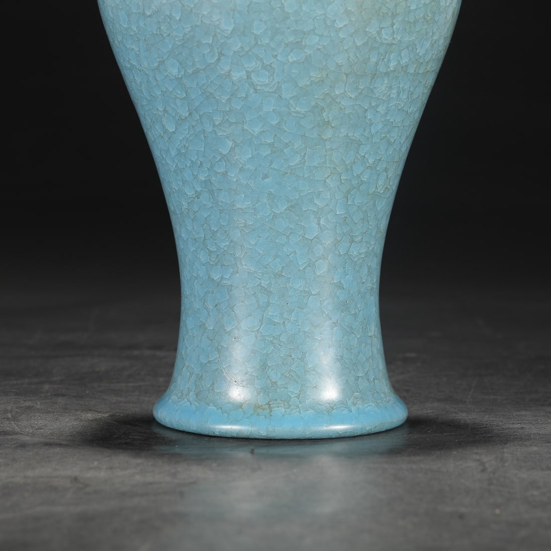 An Exquisite Ru yao Vase - 4