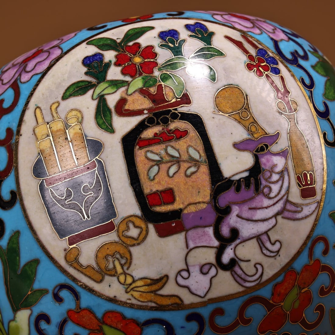 An Exquisite Cloisonne Lotus Pattern Jar - 10