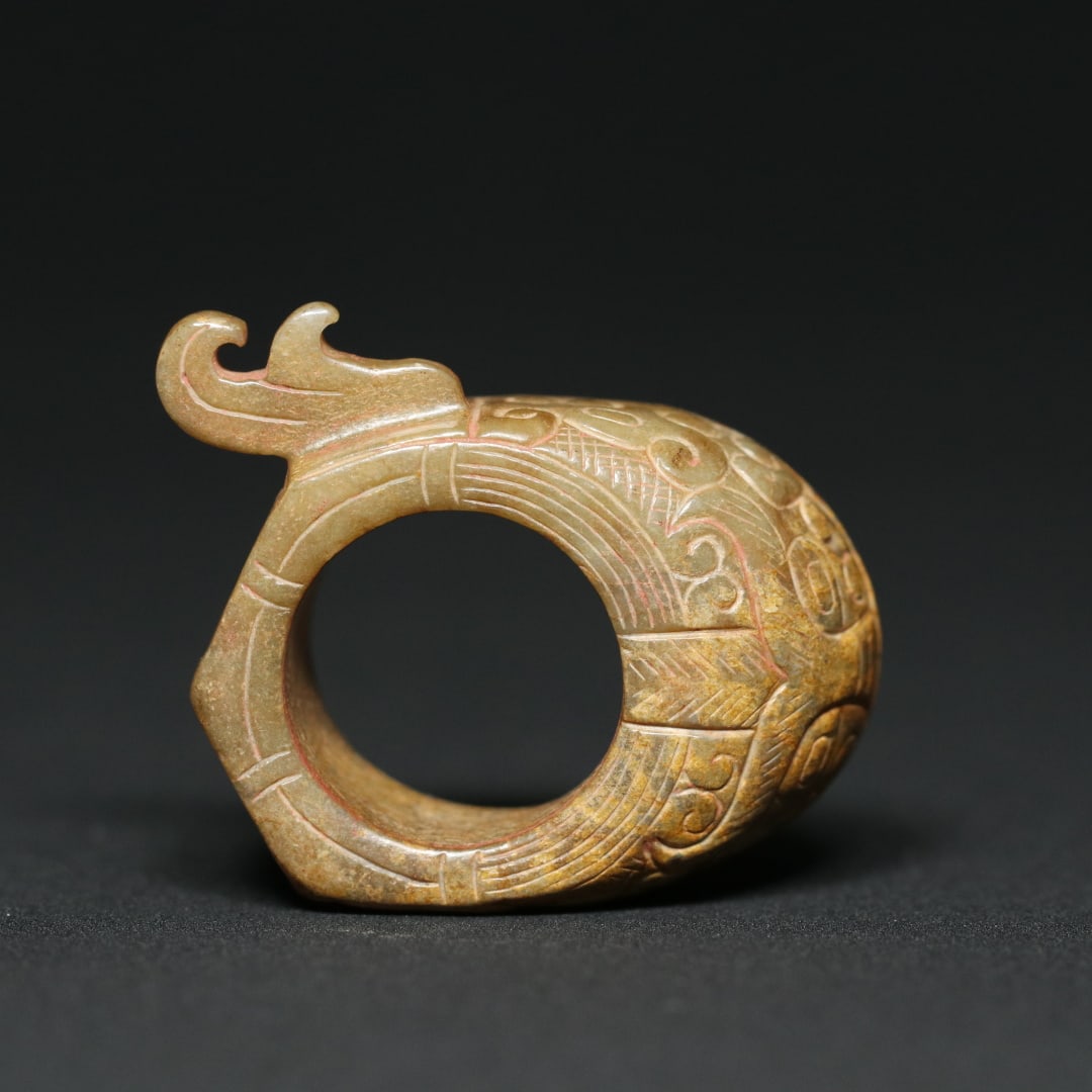 An Exquisite White Jade Dragon Pattern Beast-Face Pattern Ring - 3
