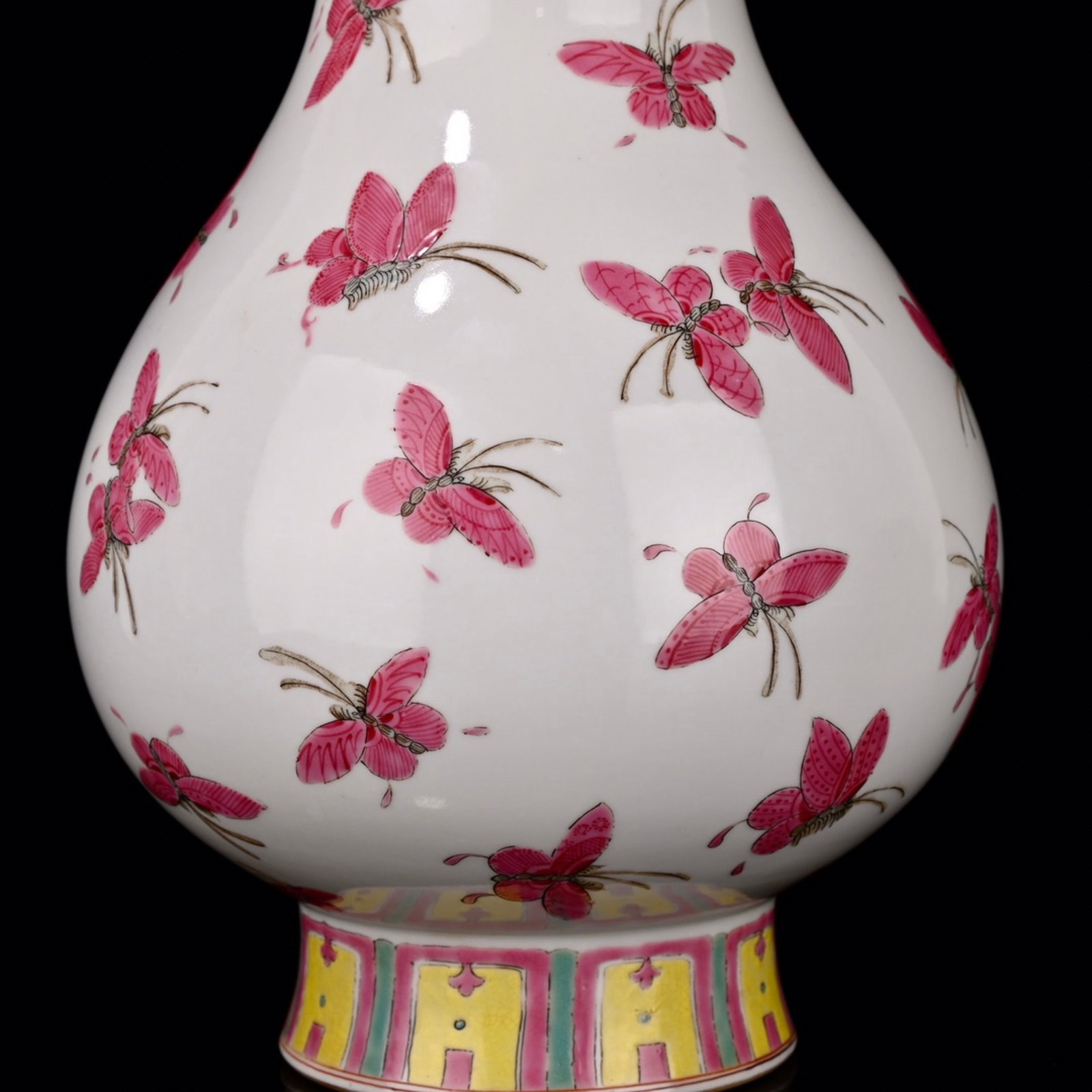 An Exquisite Ruby Red-Glazed Butterfly Pattern Incense Tube - 5