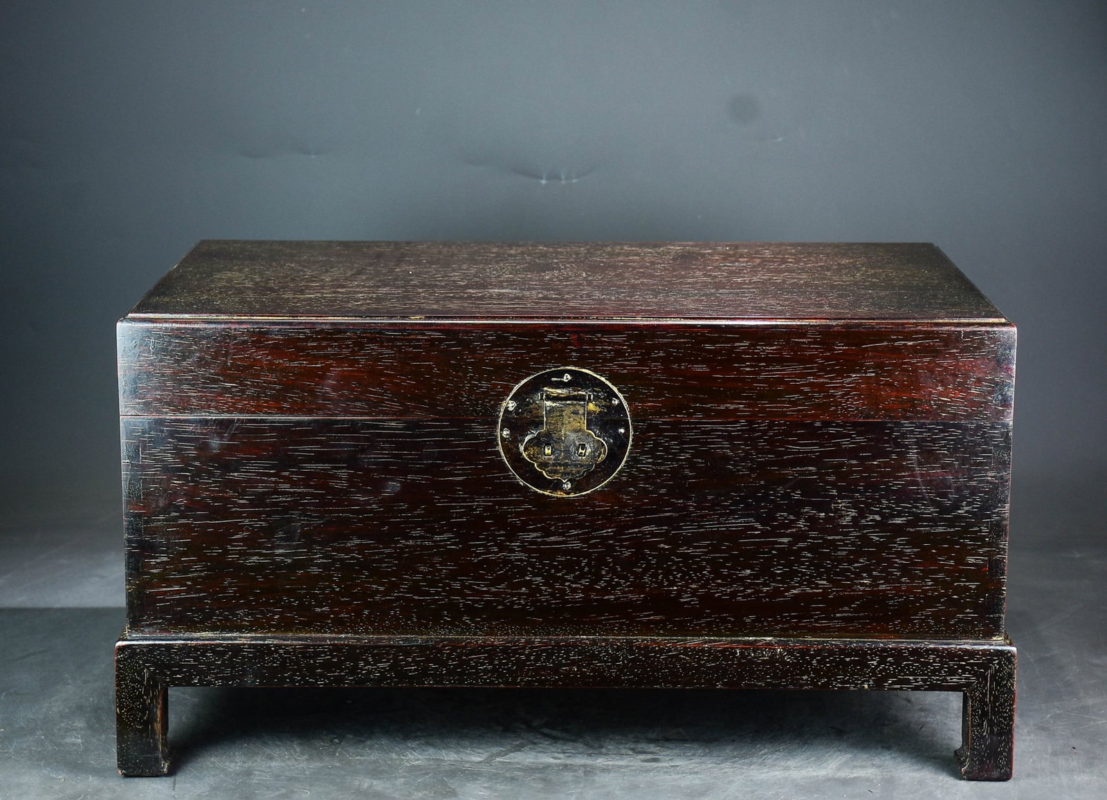 A Rare Zitanwood Box: A Rare Zitanwood Box,Qing Dynasty,China,Size:12.6inx24inx13in 紫檀木箱,中国清代