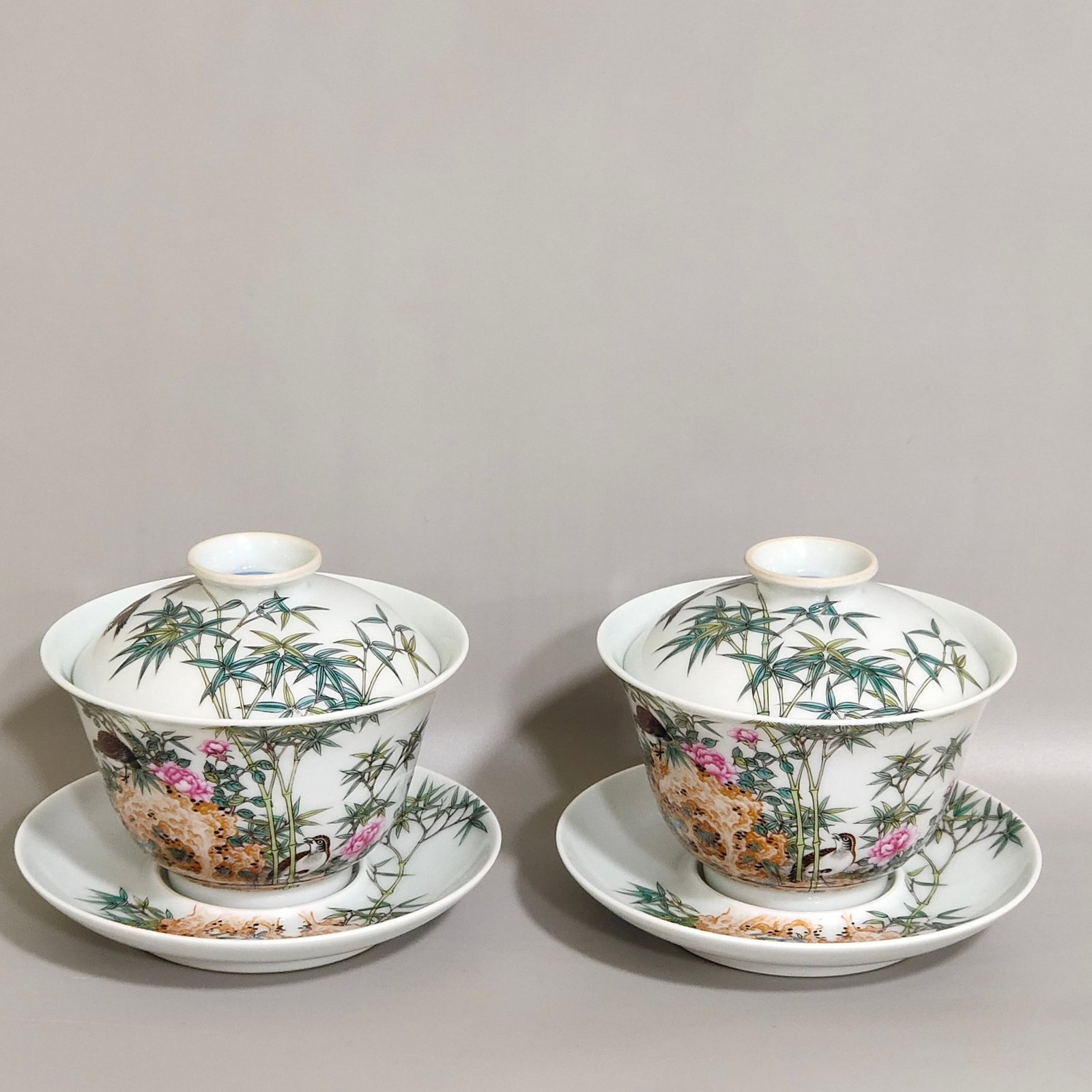 A Pair of Exquisite Enamel Flower and Bird Pattern Bowls with Cover,with Plate,with poem: A Pair of Exquisite Enamel Flower and Bird Pattern Bowls with Cover,with Plate,with poem,Qing Dynasty,China,Yongzheng Six-character Mark,Size:(Bowl with Cover)3.5inx3.6in,(Plate)4in