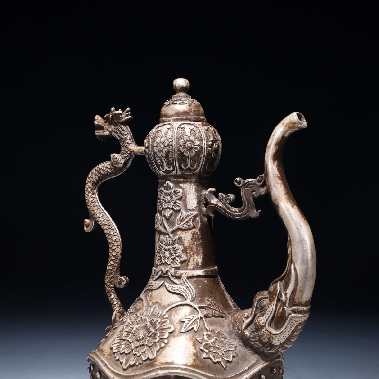An Exquisite Silver-plated Bronze Flower Pattern Ewer - 5