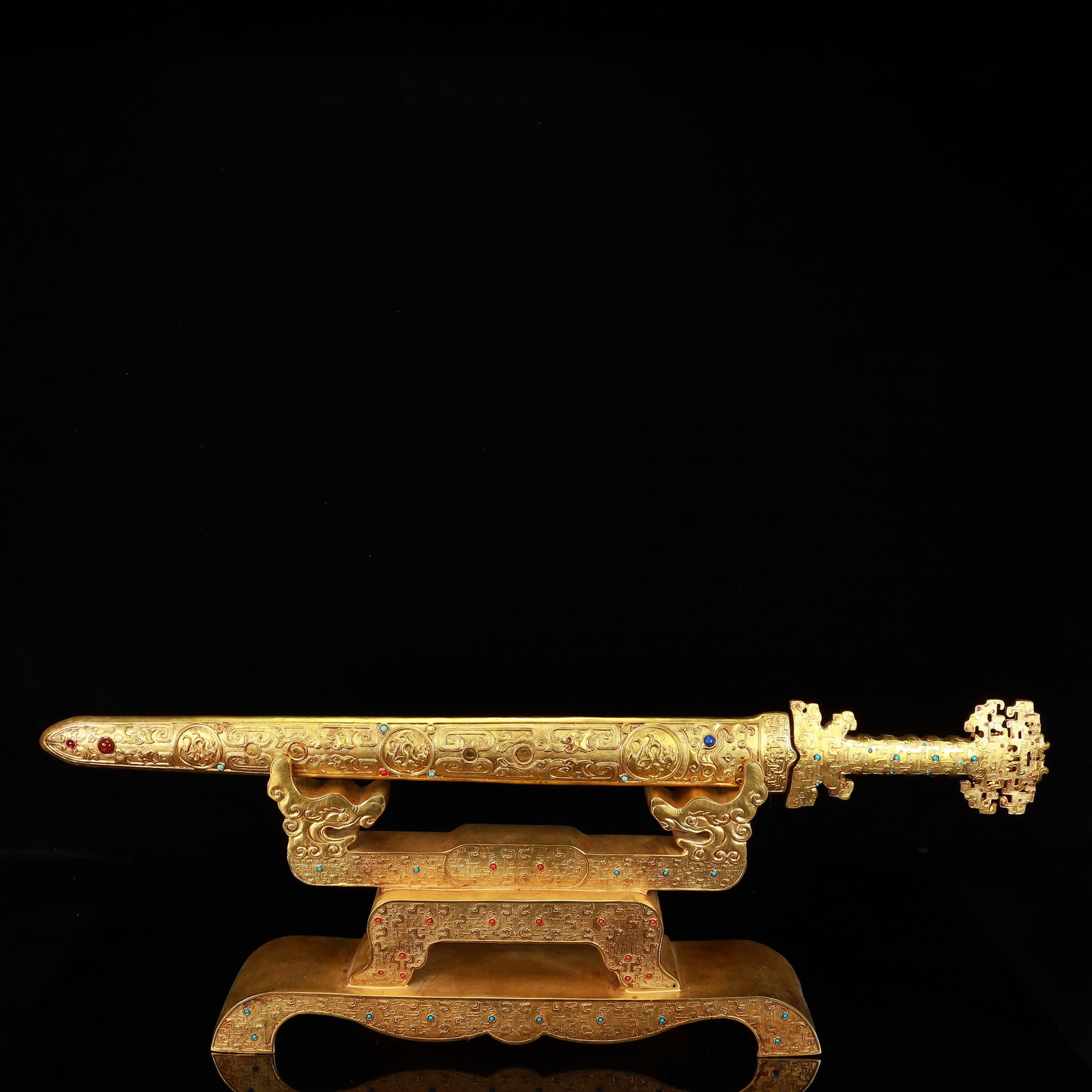 A Rare Gilt Bronze Dragon Pattern Sword,Inlaid Gems,With Base: A Rare Gilt Bronze Dragon Pattern Sword,Inlaid Gems,With Base,The Warring States period in China,Size:29.1inx3.5inx10.6in,Weight:4900g