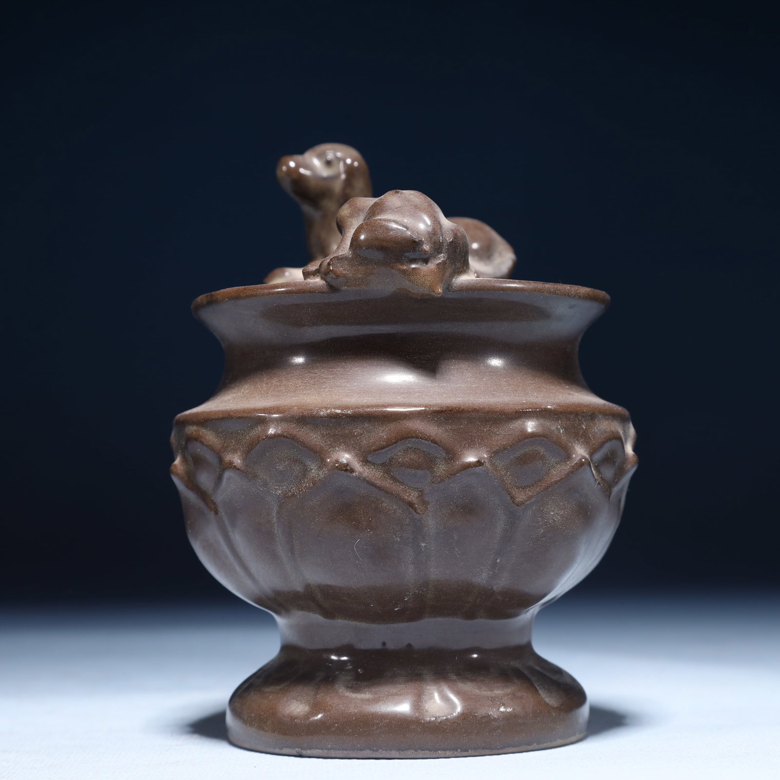 An Exquisite Brown Glazed Dog Pattern Jar - 3