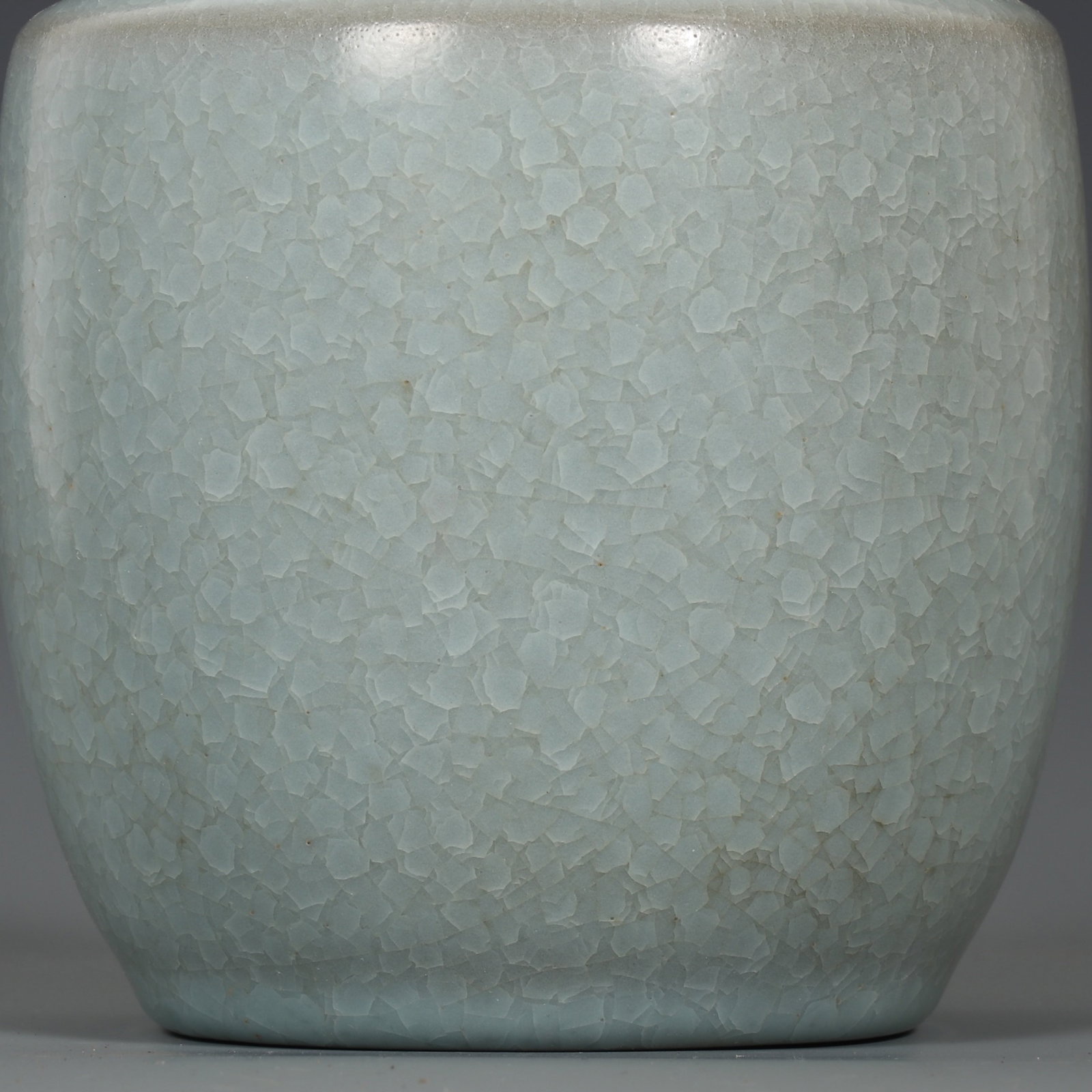 An Exquisite Ru yao Vase - 4