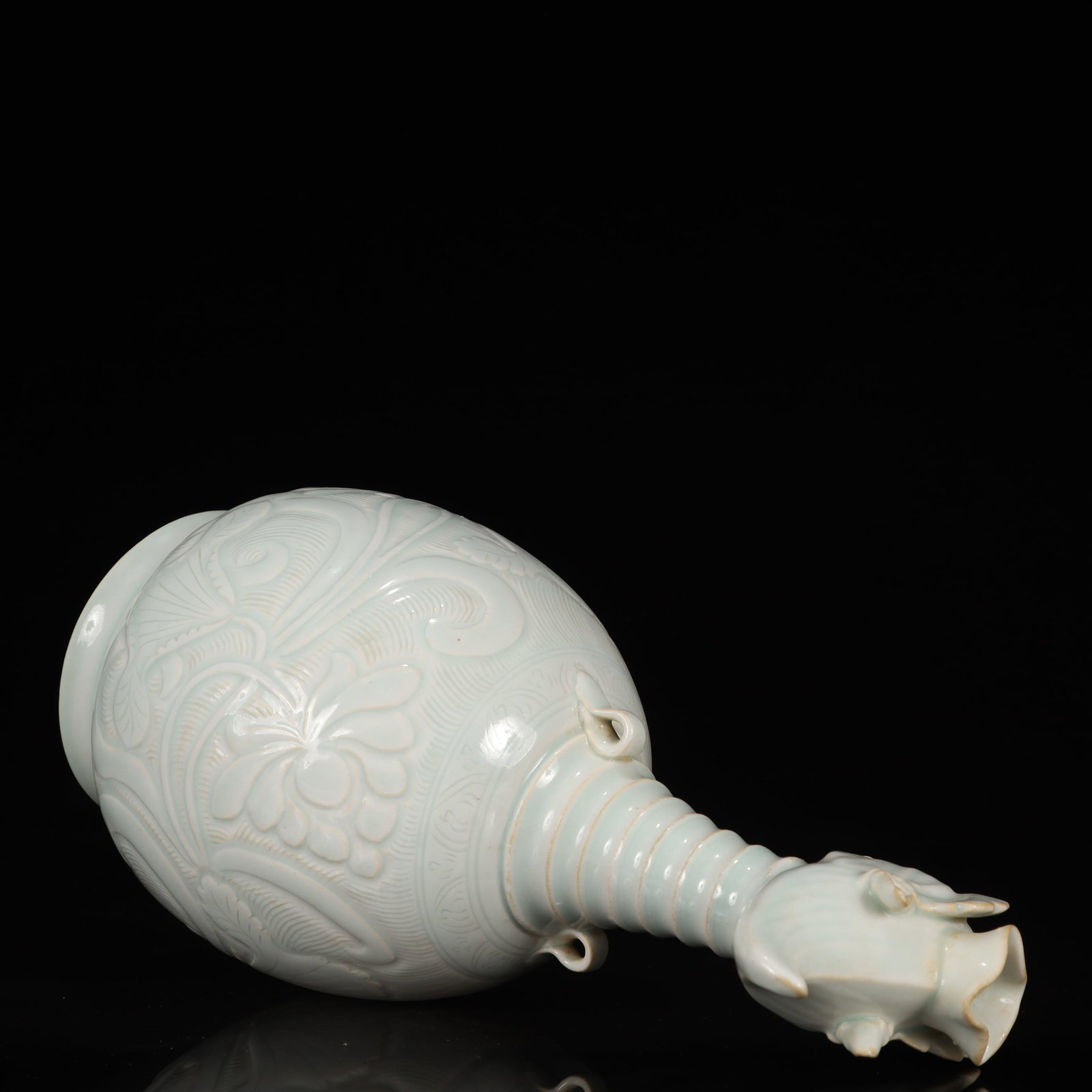 A Rare Ding yao Lotus Pattern Phoenix-Headed Vase - 14