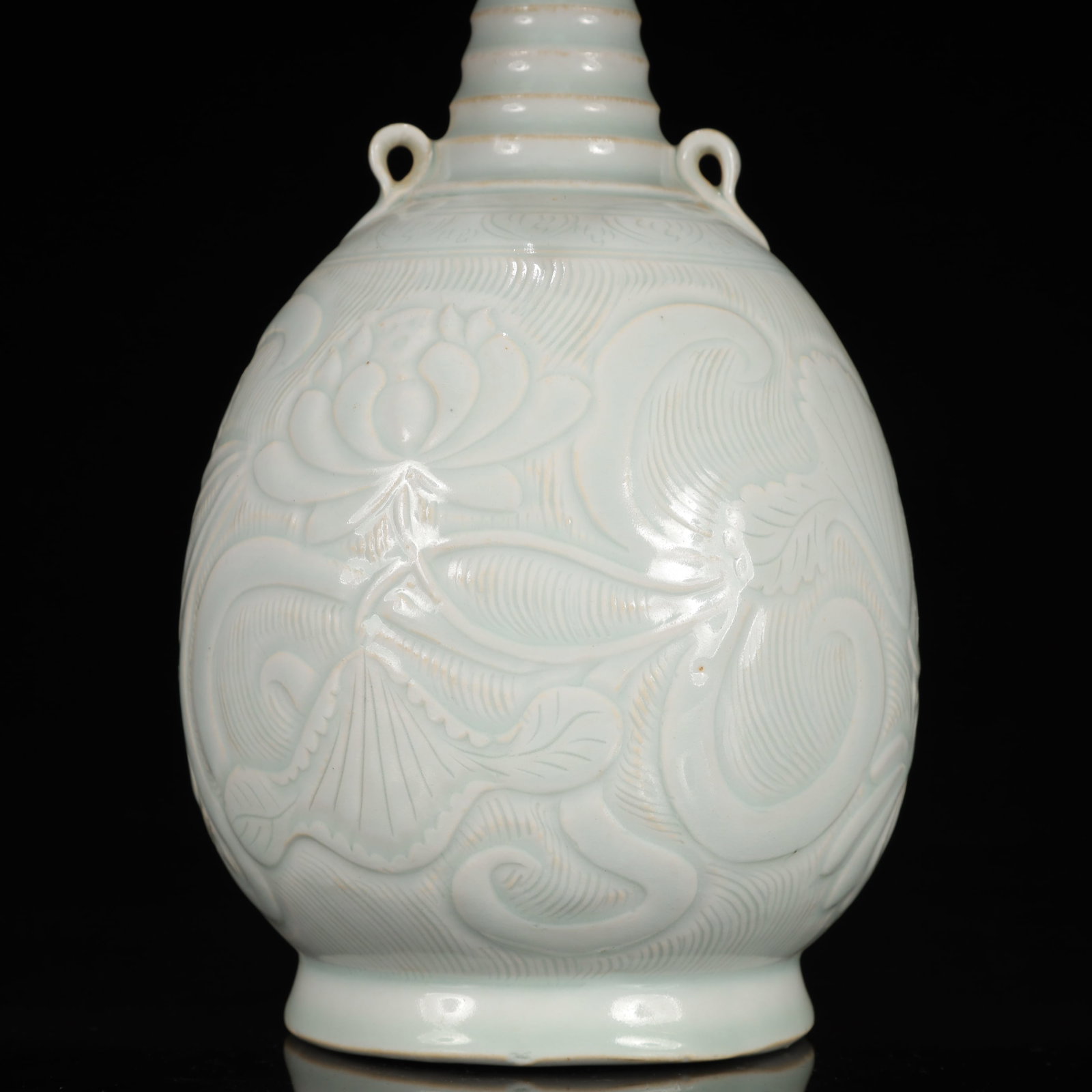 A Rare Ding yao Lotus Pattern Phoenix-Headed Vase - 7