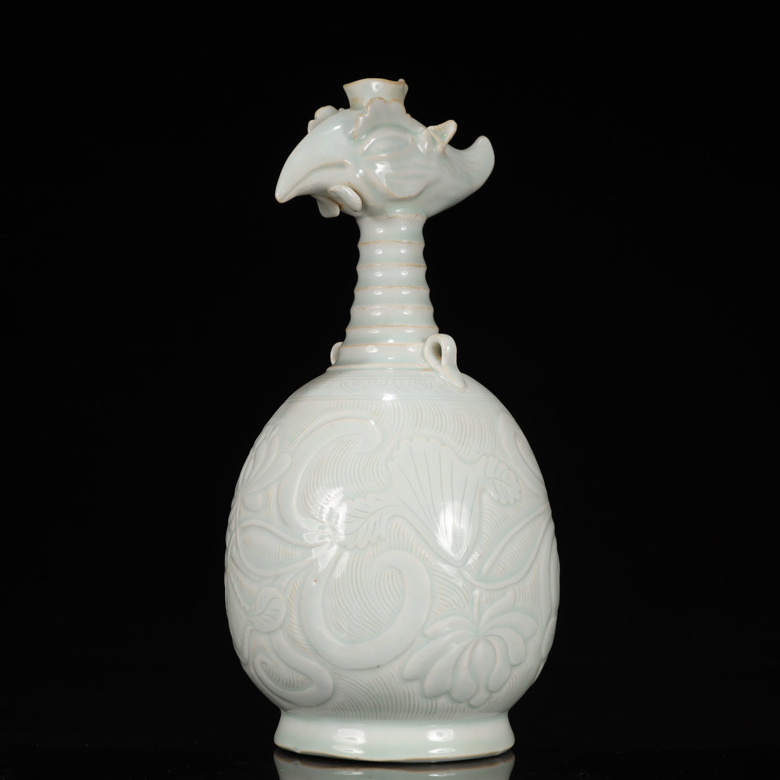 A Rare Ding yao Lotus Pattern Phoenix-Headed Vase - 8