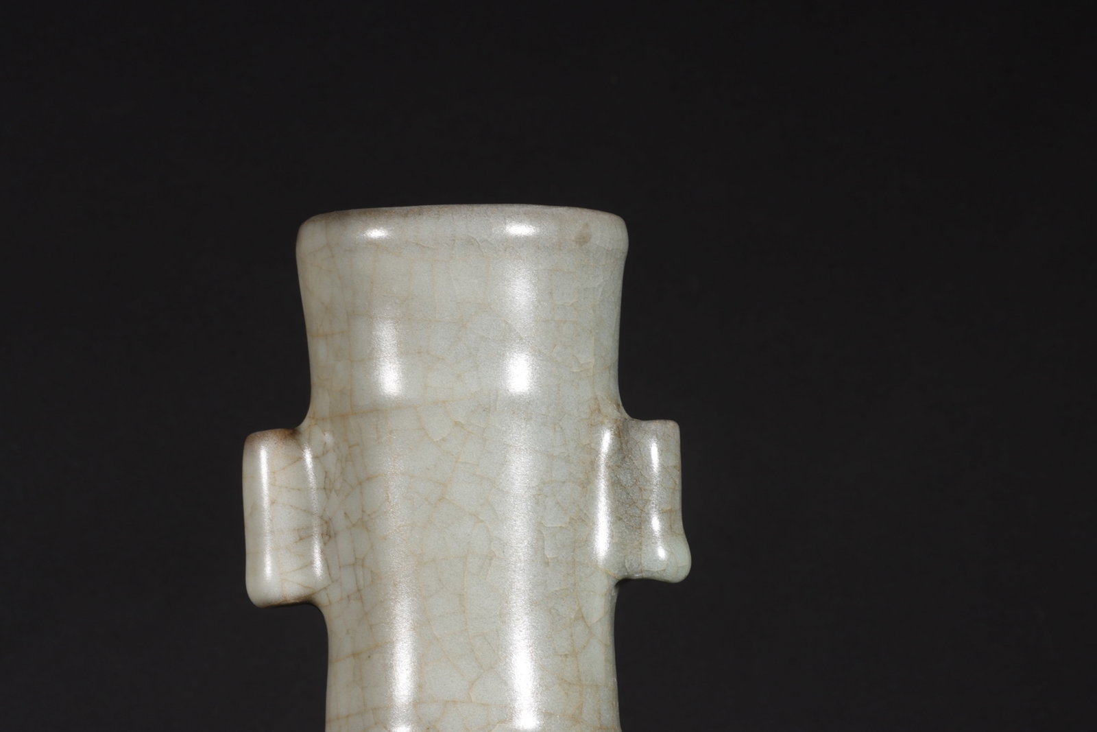 An Exquisite Guan yao Celadon Glazed Double-Ears Pot - 3